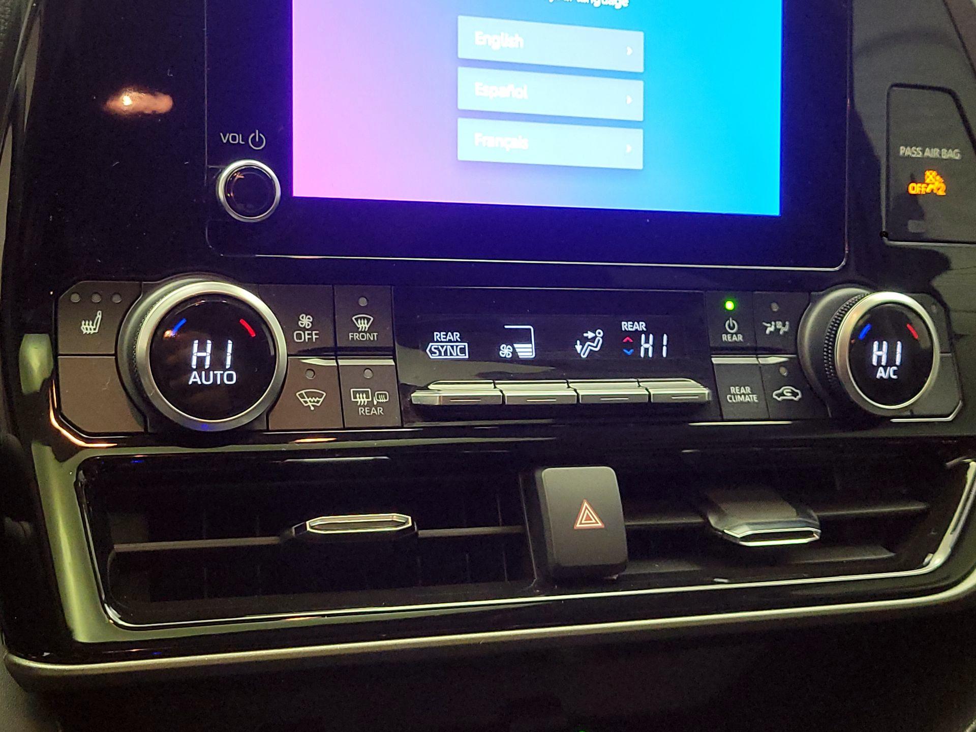 Thumbnail: 2024 Toyota Highlander - 14