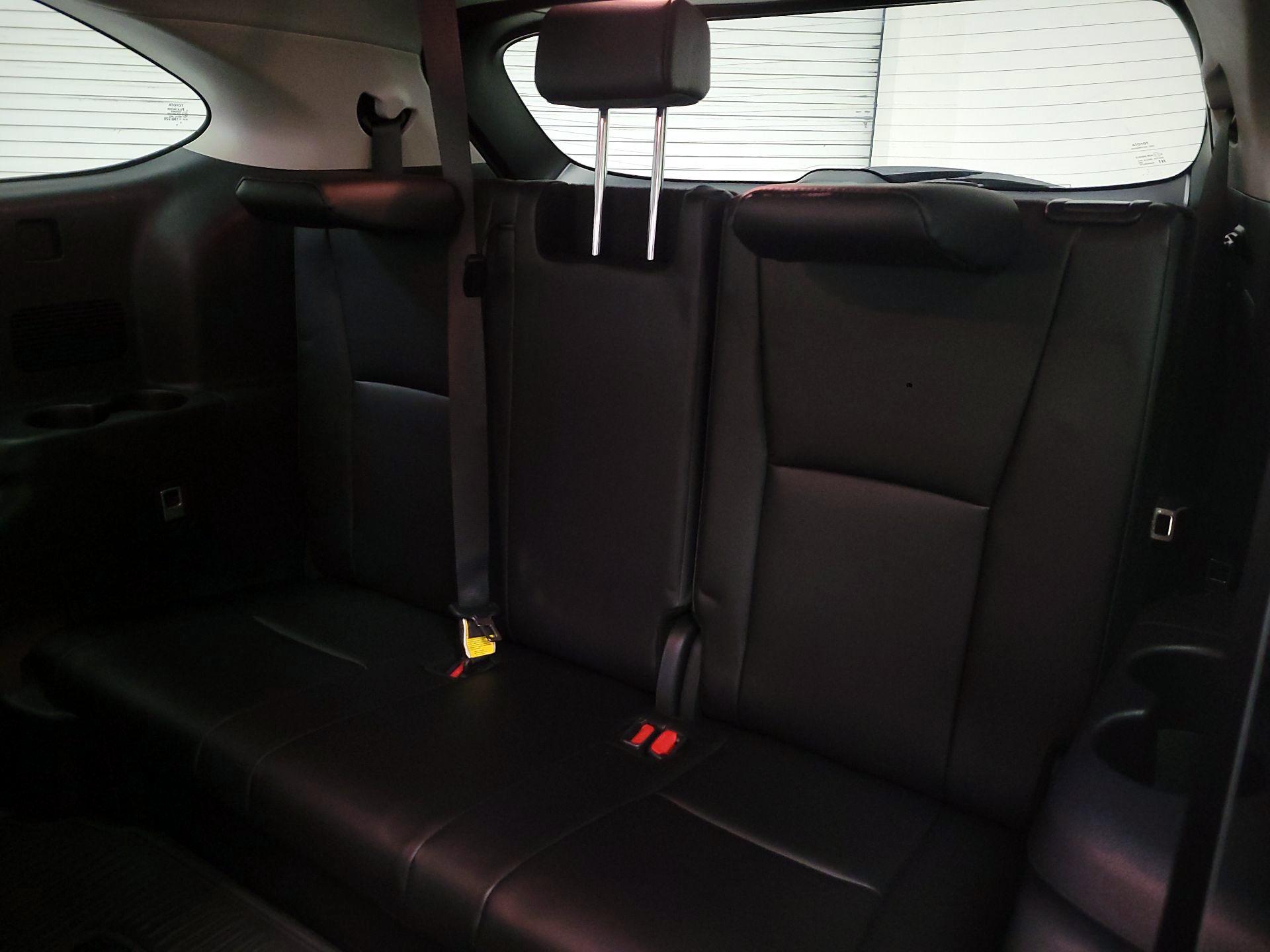 Thumbnail: 2024 Toyota Highlander - 19