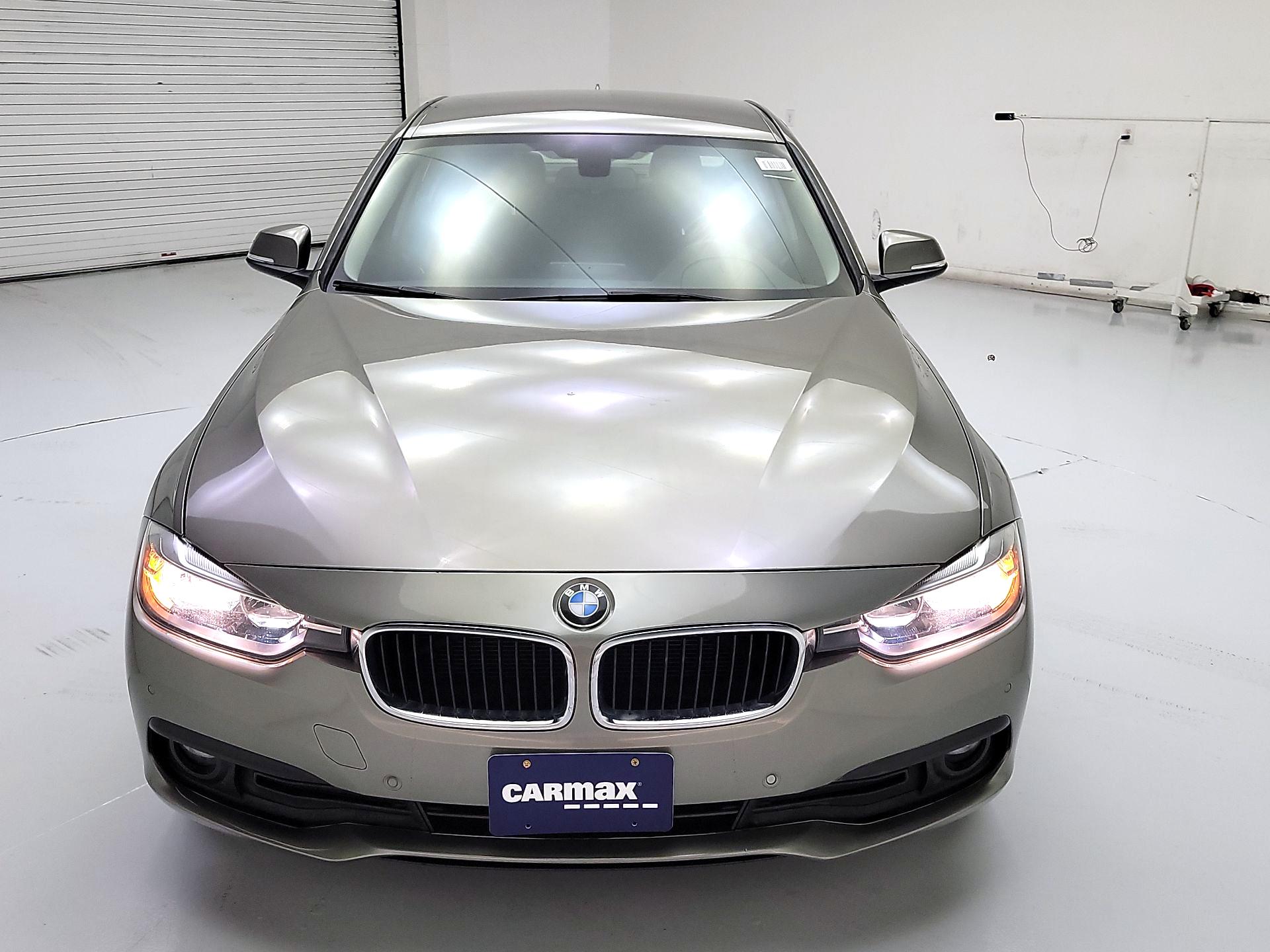 Thumbnail: 2016 BMW 3 Series - 2