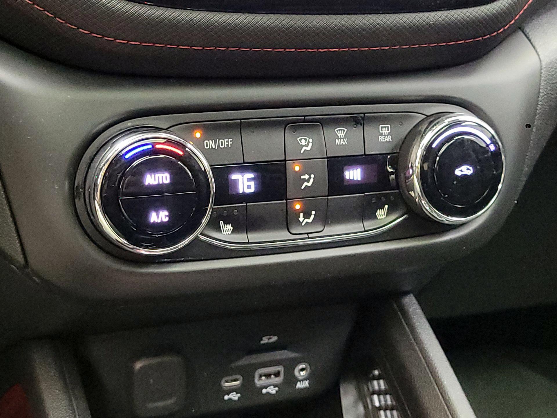 Thumbnail: 2021 Chevrolet TrailBlazer - 16