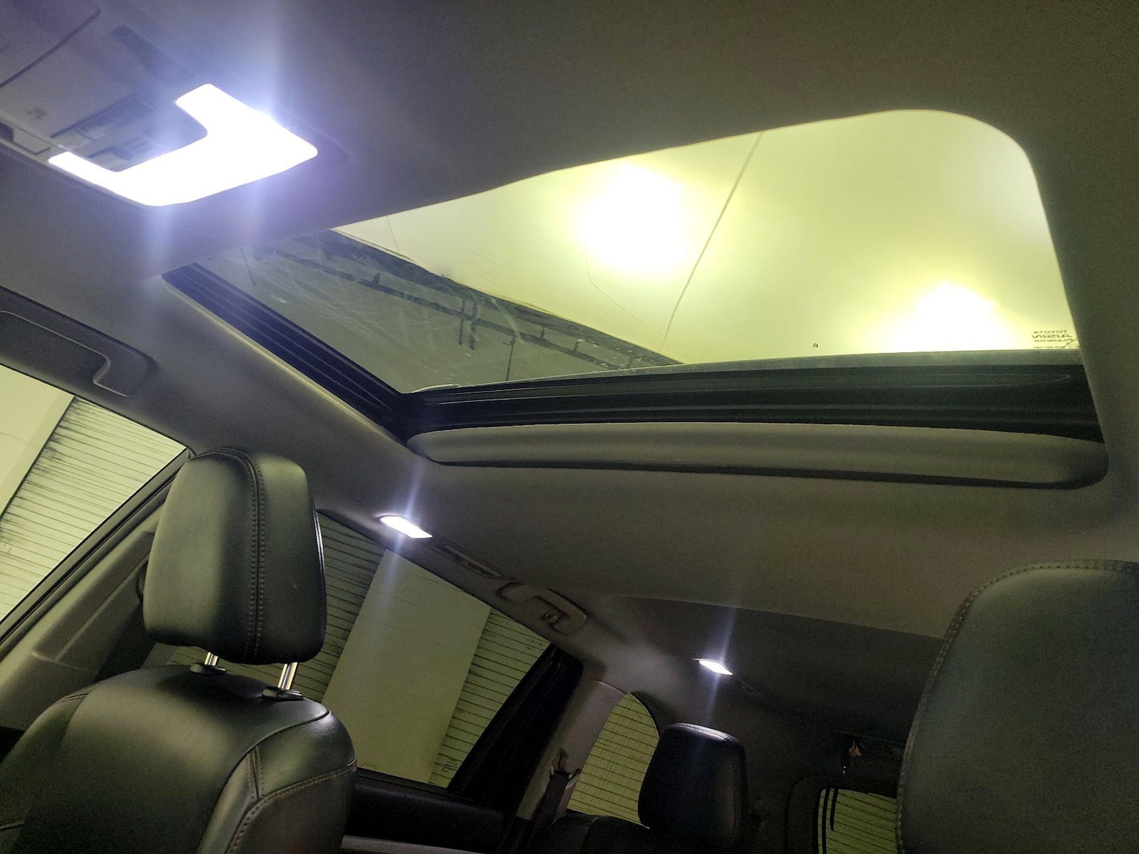 2019 Toyota Highlander XLE - Photo 19