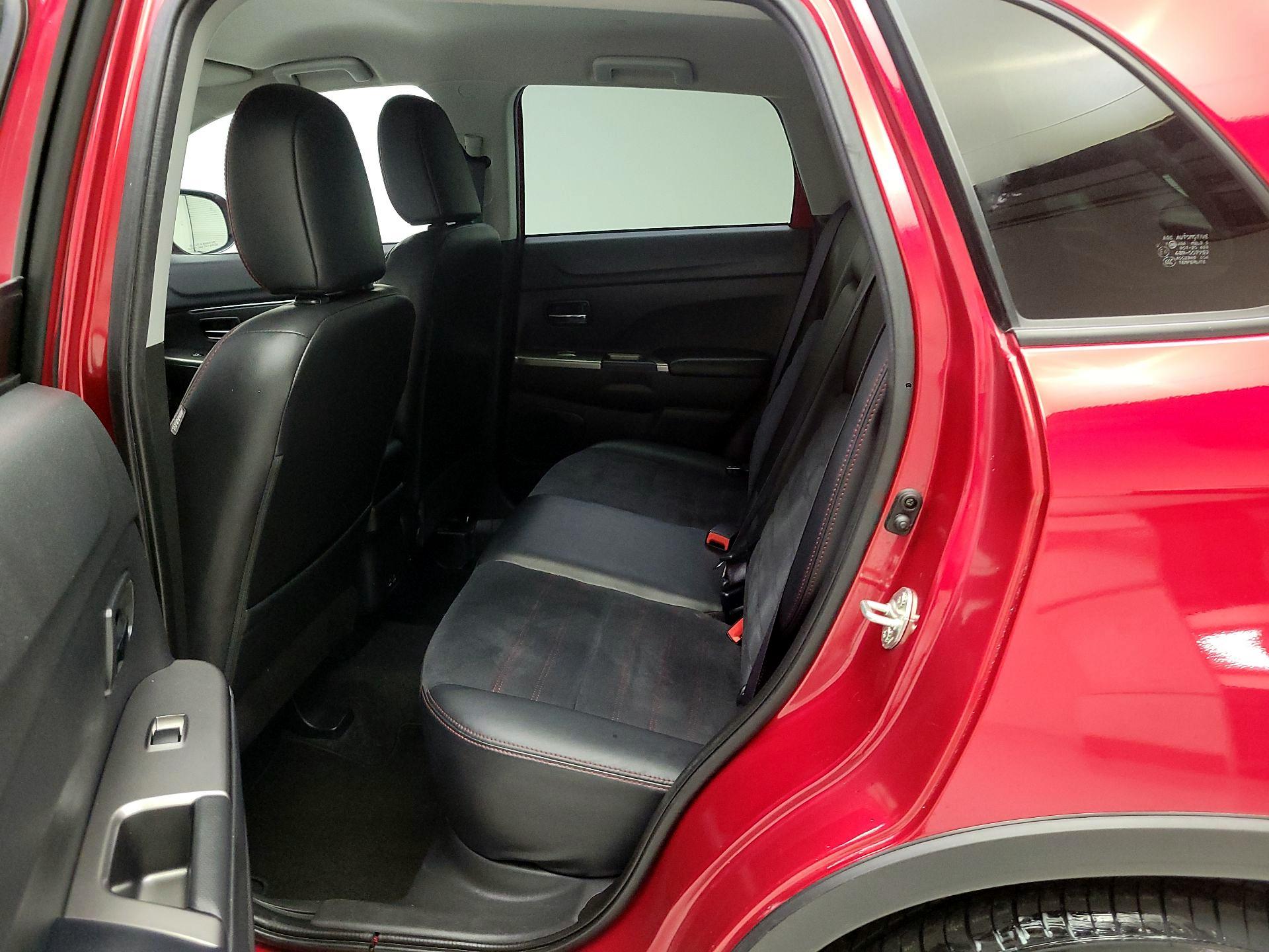 Thumbnail: 2024 Mitsubishi Outlander Sport - 19