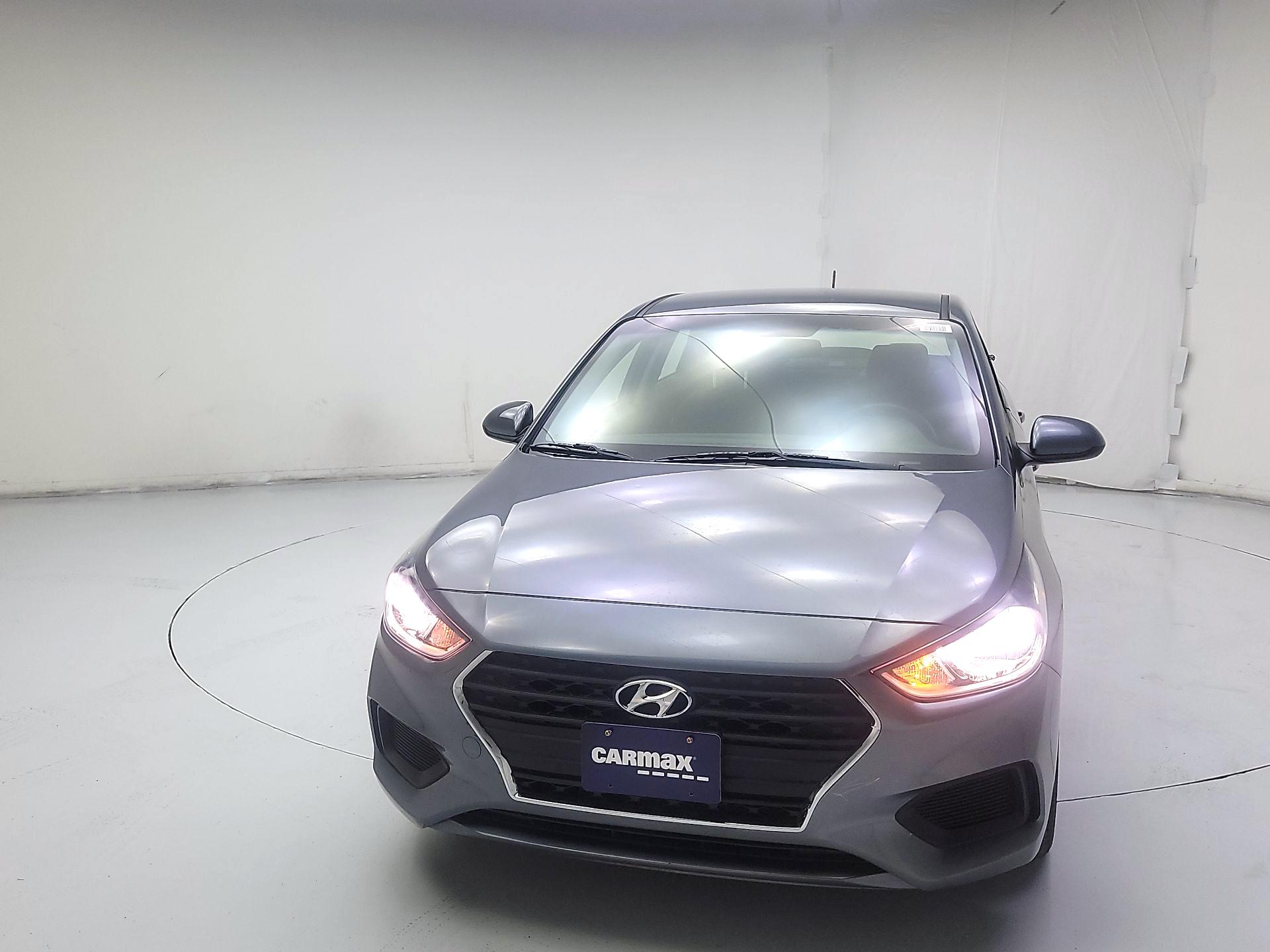 Thumbnail: 2018 Hyundai Accent - 2