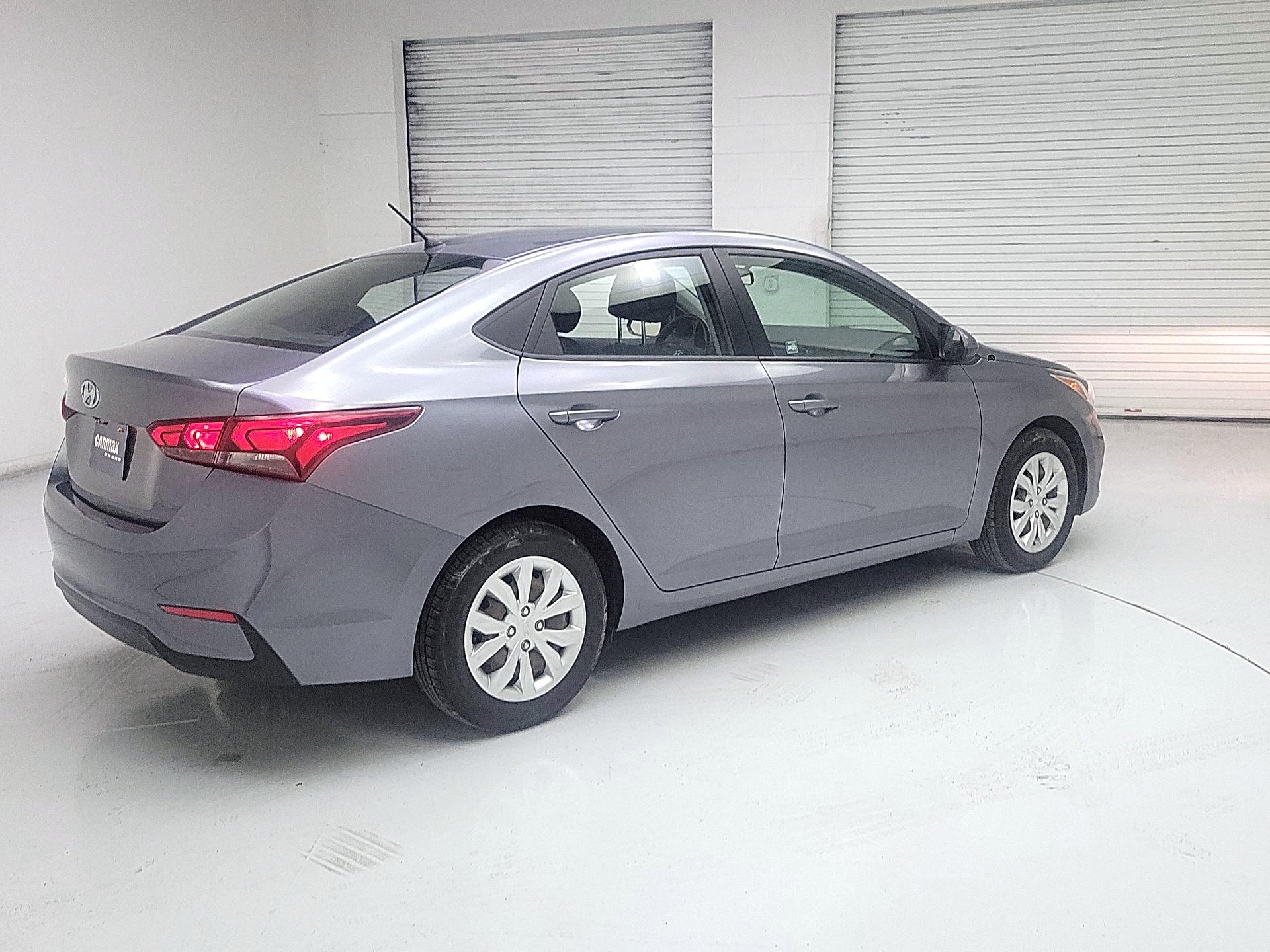 Thumbnail: 2018 Hyundai Accent - 5