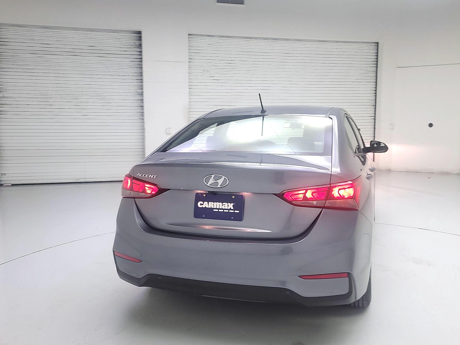 Thumbnail: 2018 Hyundai Accent - 6