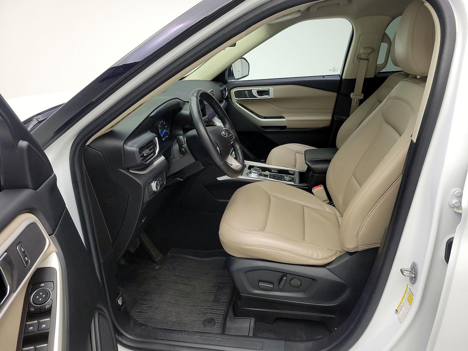 2021 Ford Explorer XLT - Photo 10