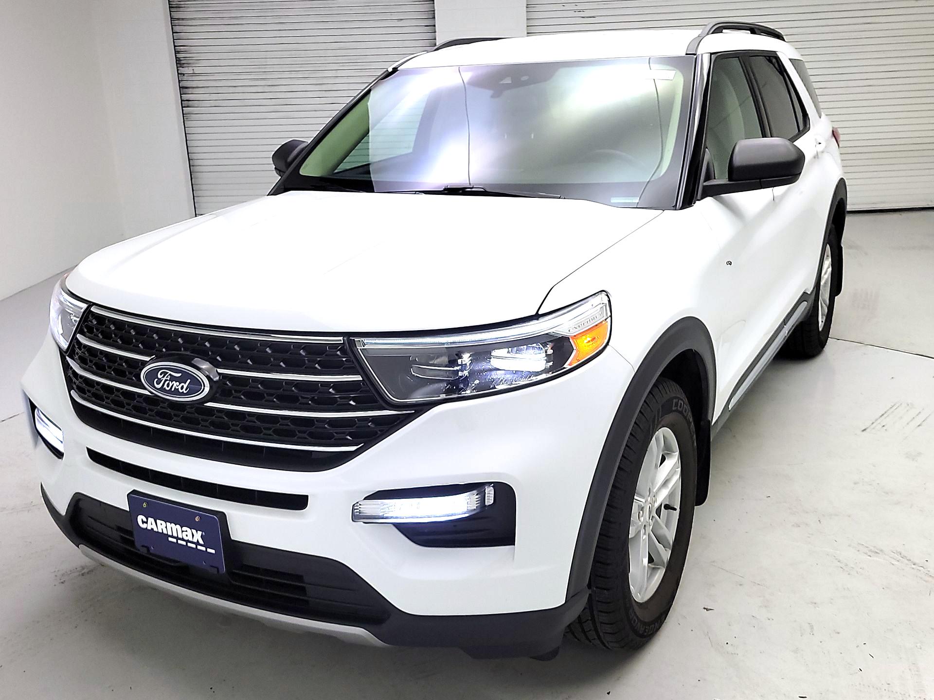 Thumbnail: 2021 Ford Explorer - 3