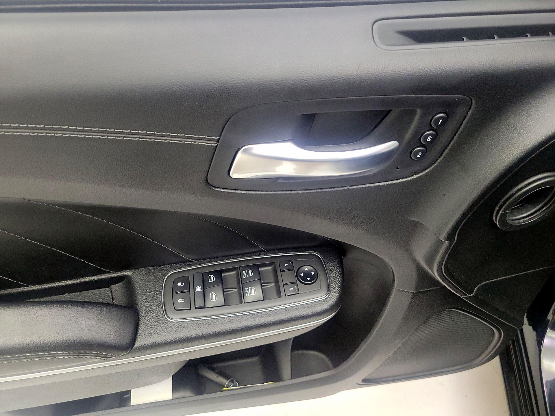 Thumbnail: 2021 Dodge Charger - 10