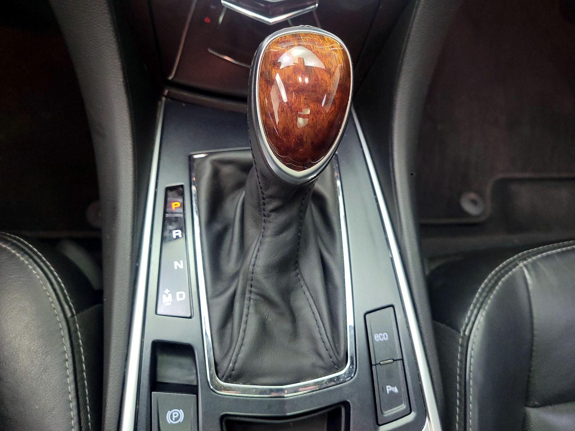 Thumbnail: 2016 Cadillac SRX - 15