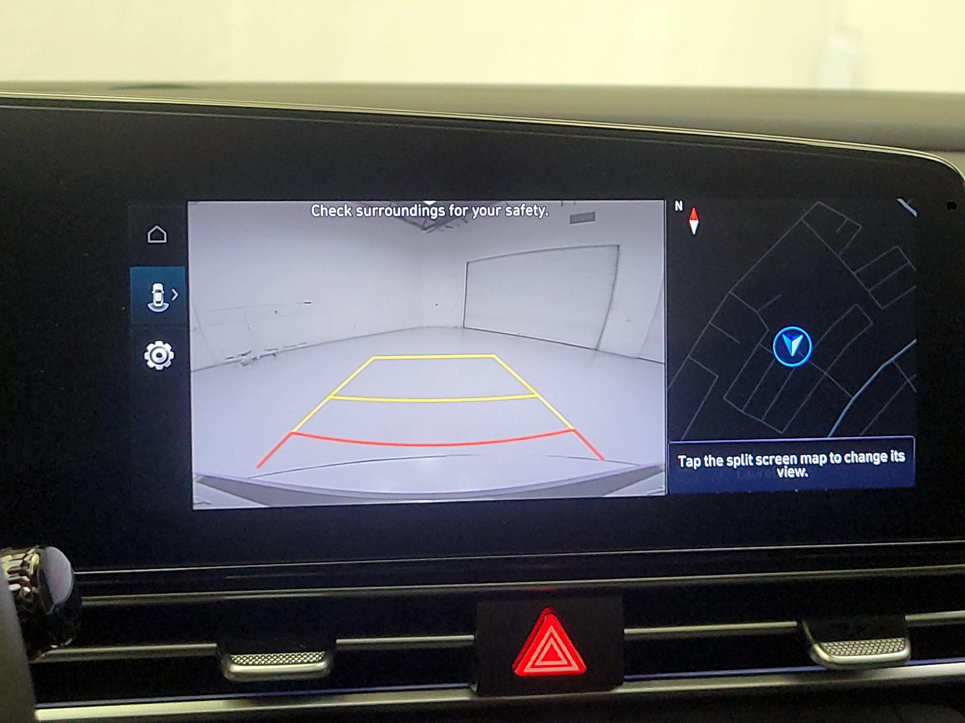 Thumbnail: 2025 Hyundai Elantra - 15