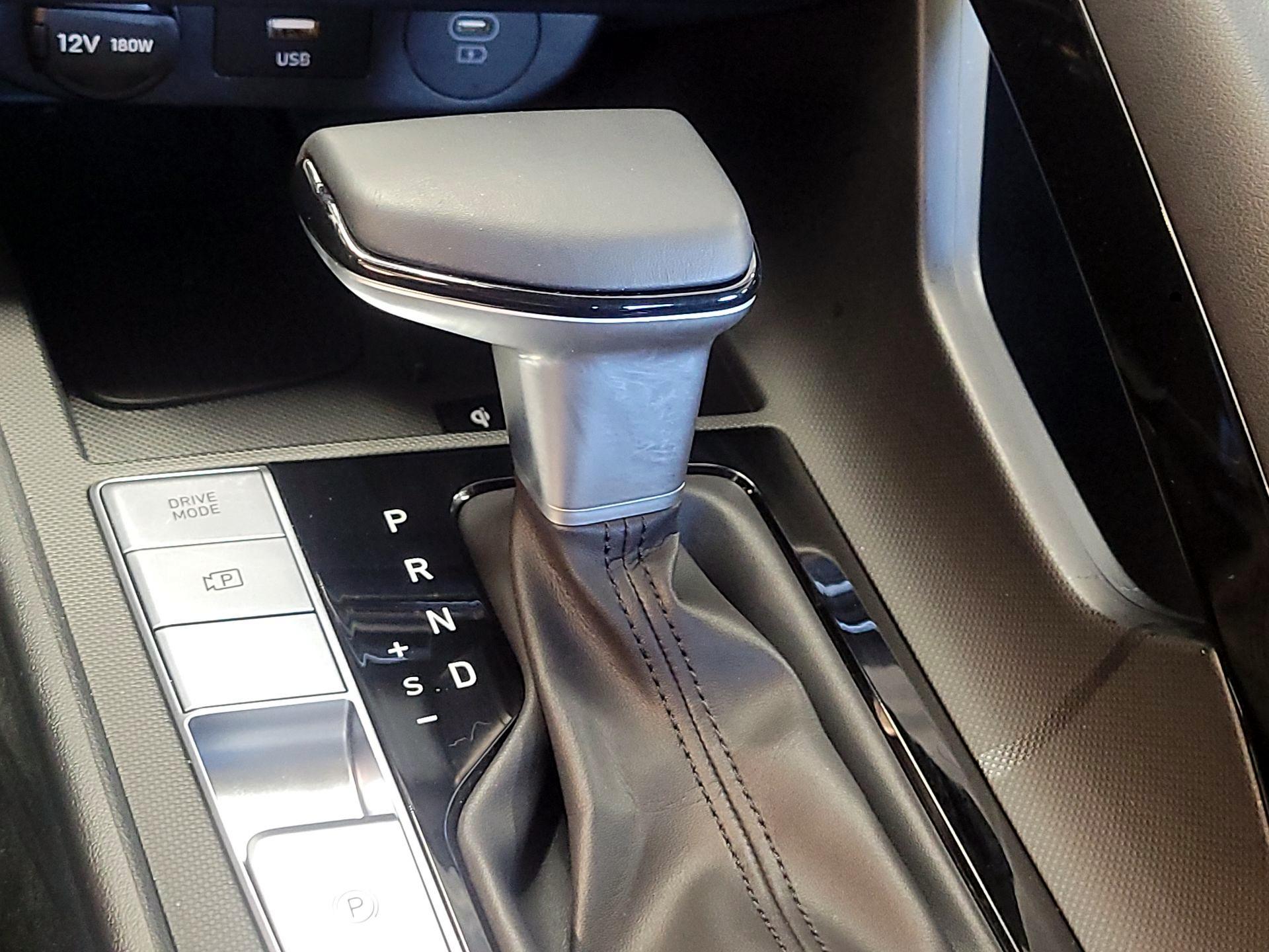 Thumbnail: 2025 Hyundai Elantra - 18