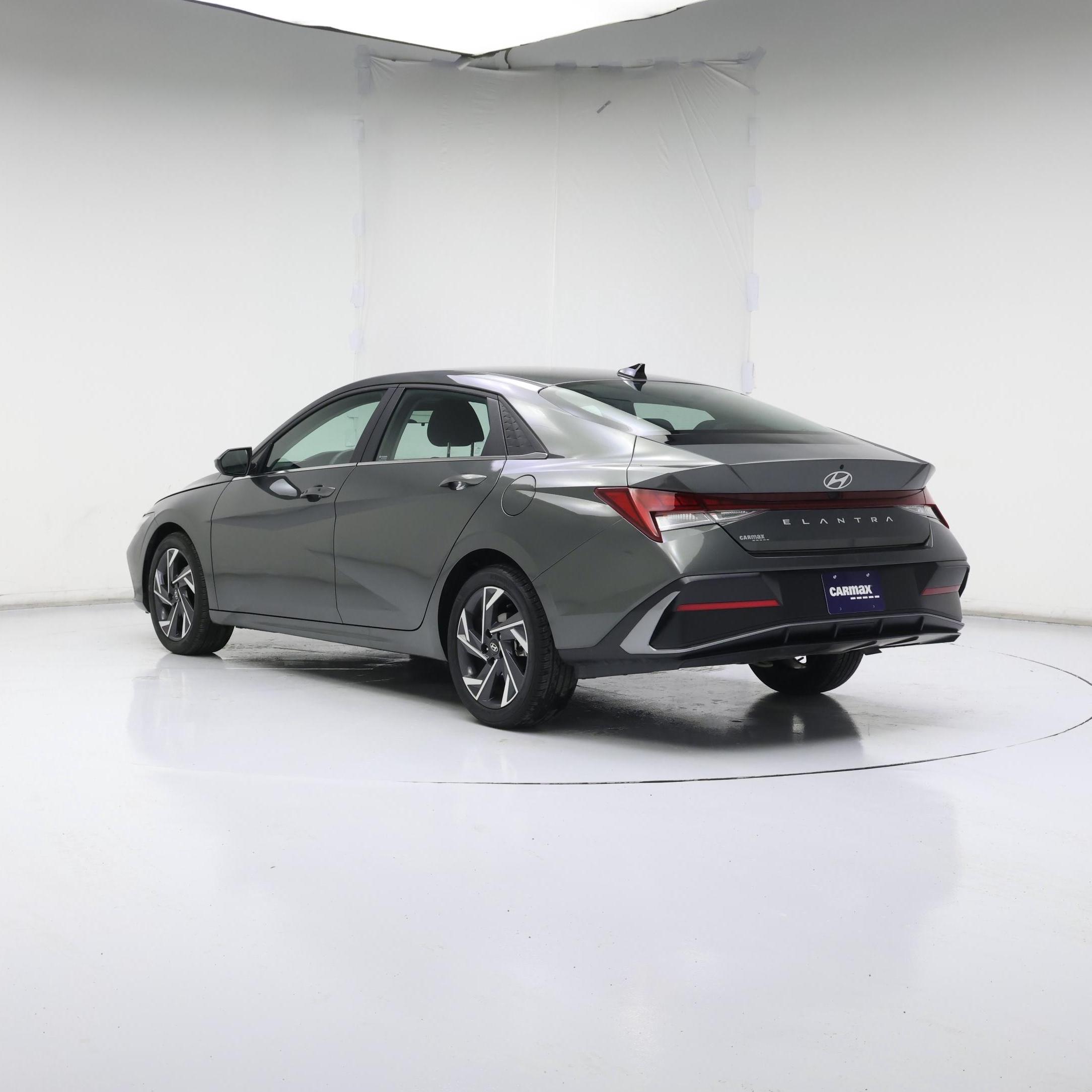 Thumbnail: 2025 Hyundai Elantra - 2