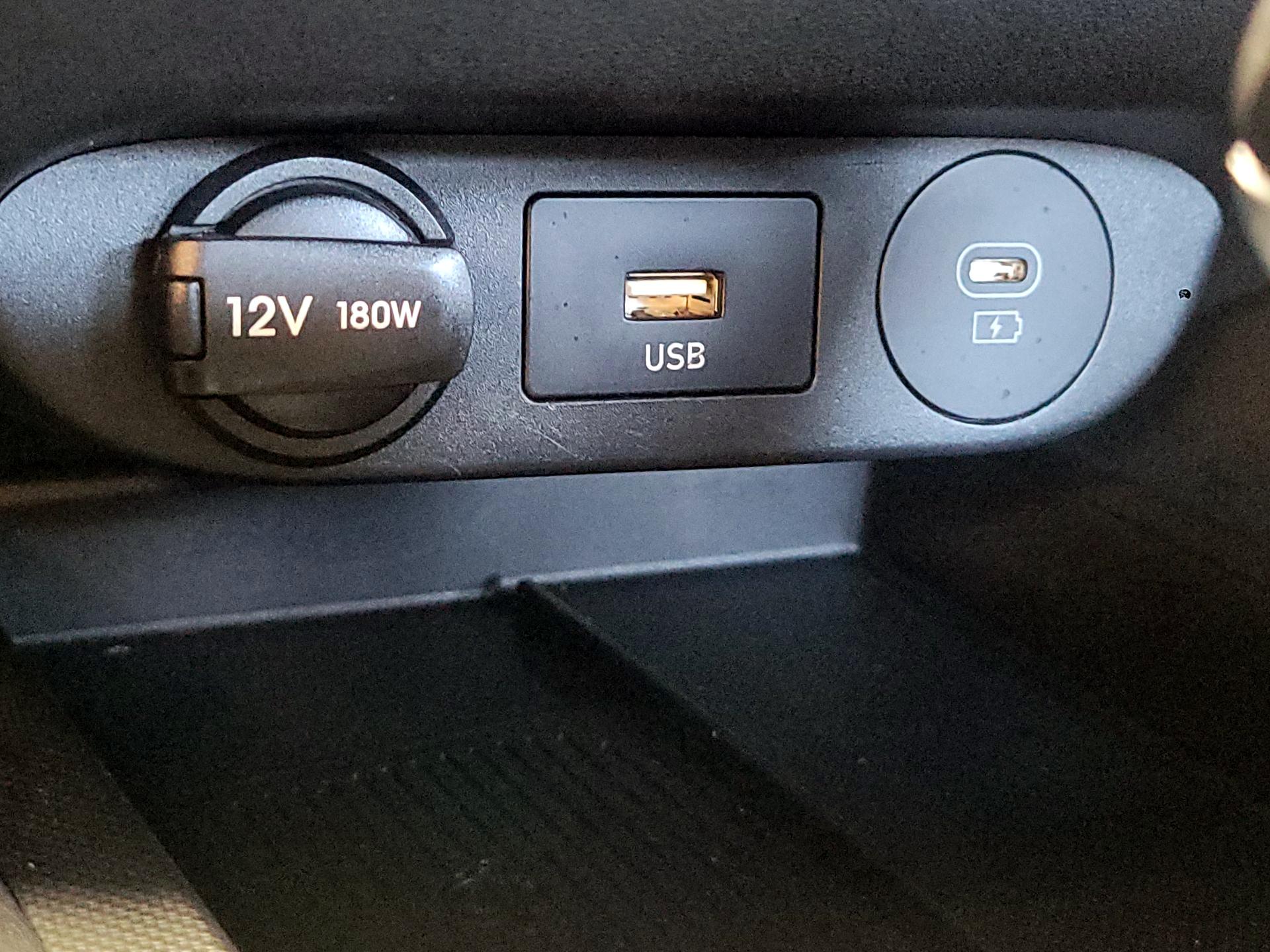 Thumbnail: 2025 Hyundai Elantra - 19