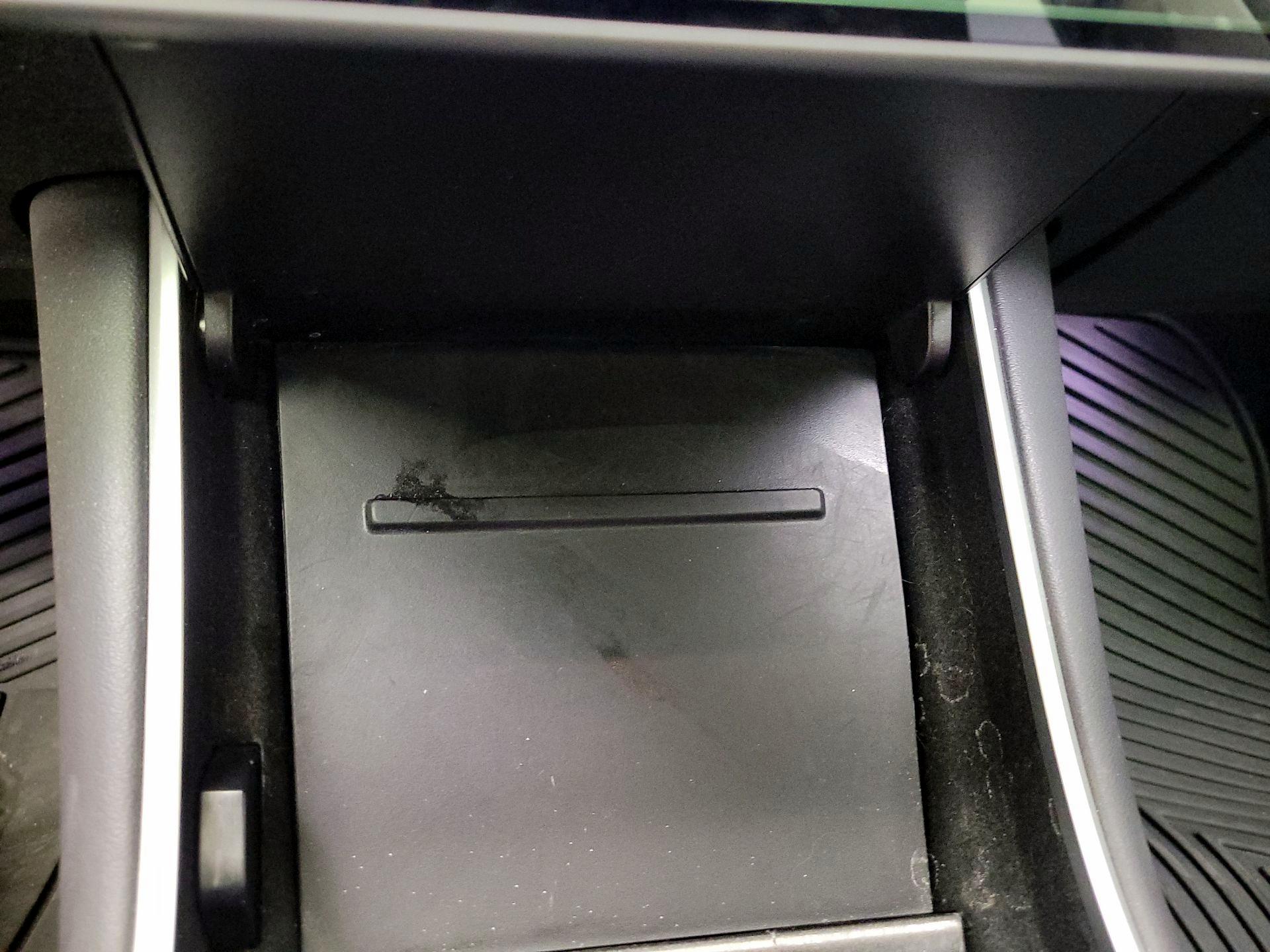 Thumbnail: 2019 Tesla Model 3 - 17