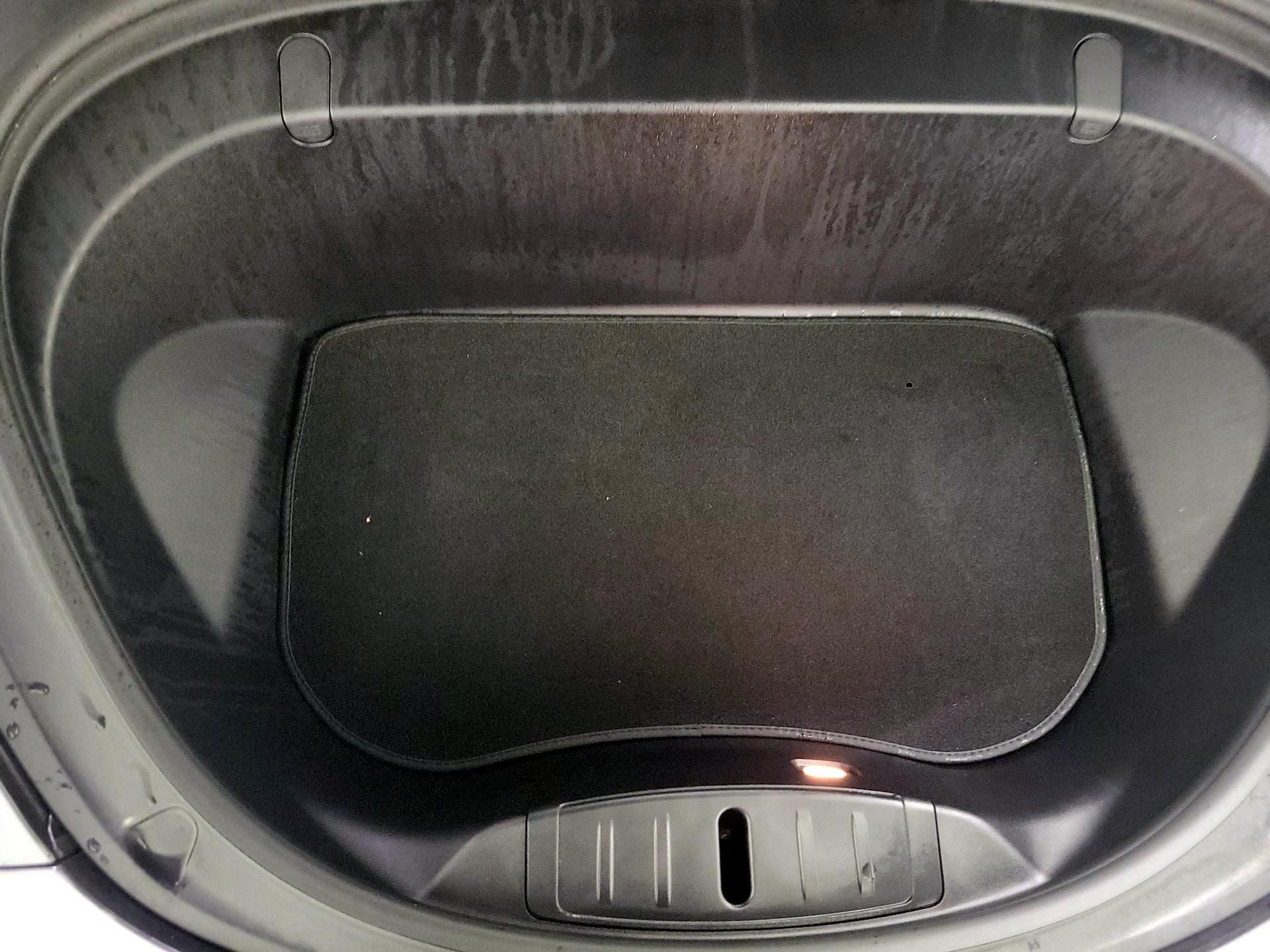 Thumbnail: 2019 Tesla Model 3 - 20