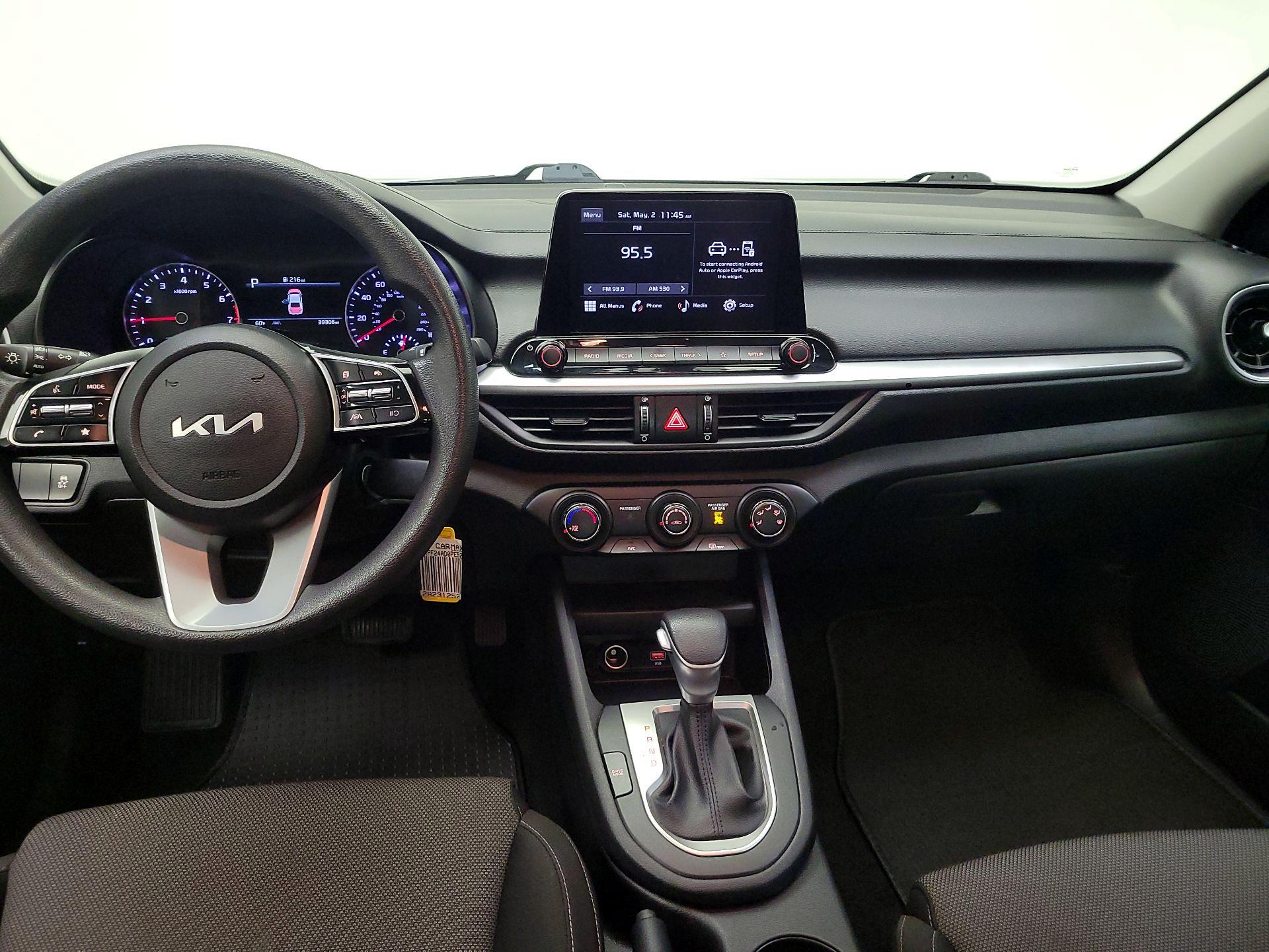 Thumbnail: 2023 Kia Forte - 9