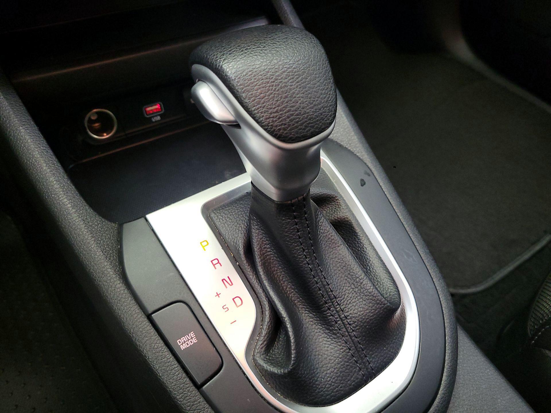 Thumbnail: 2023 Kia Forte - 17