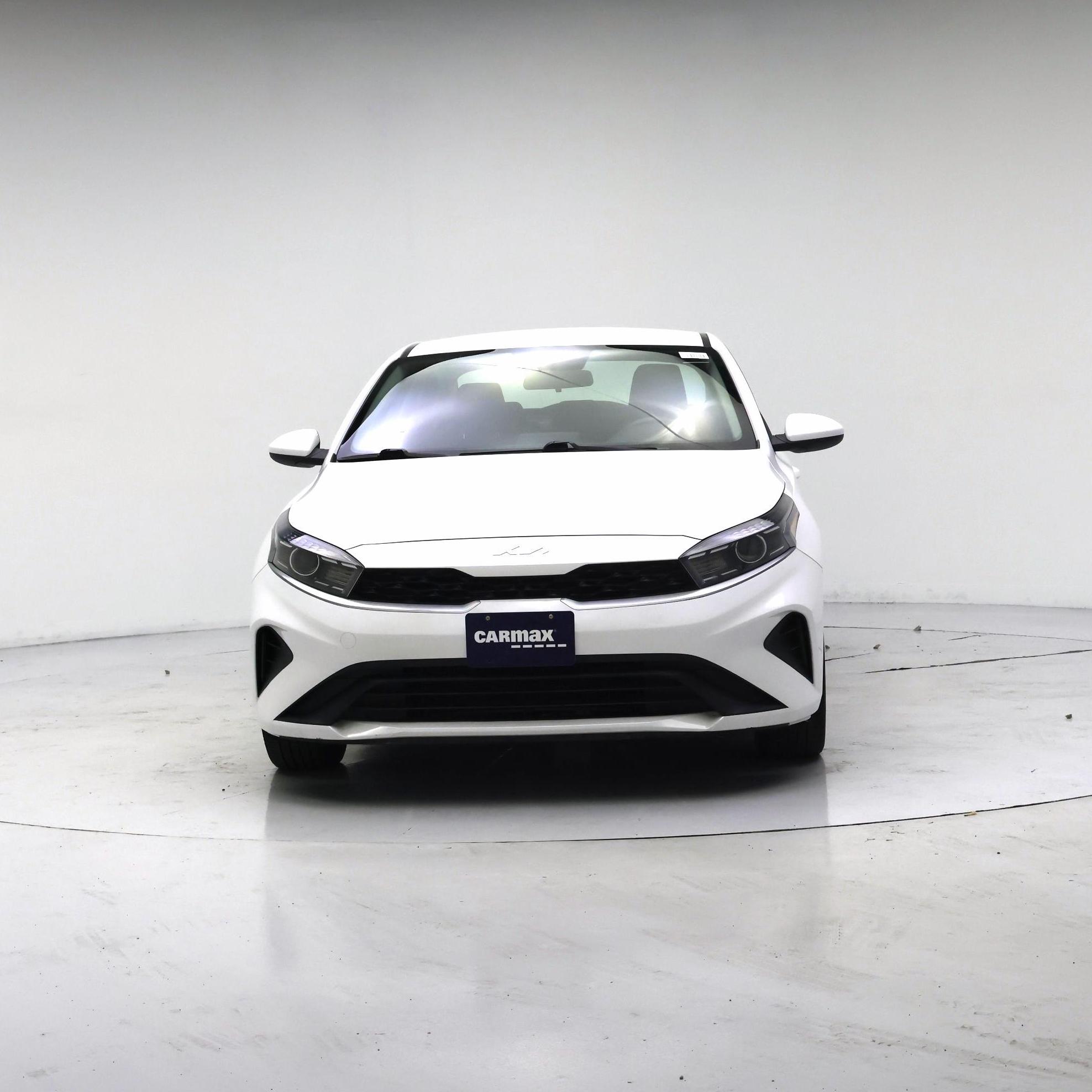 Thumbnail: 2023 Kia Forte - 5