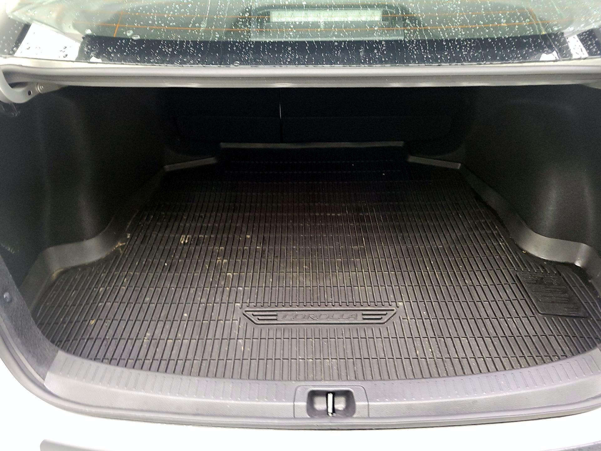 Thumbnail: 2024 Toyota Corolla - 18