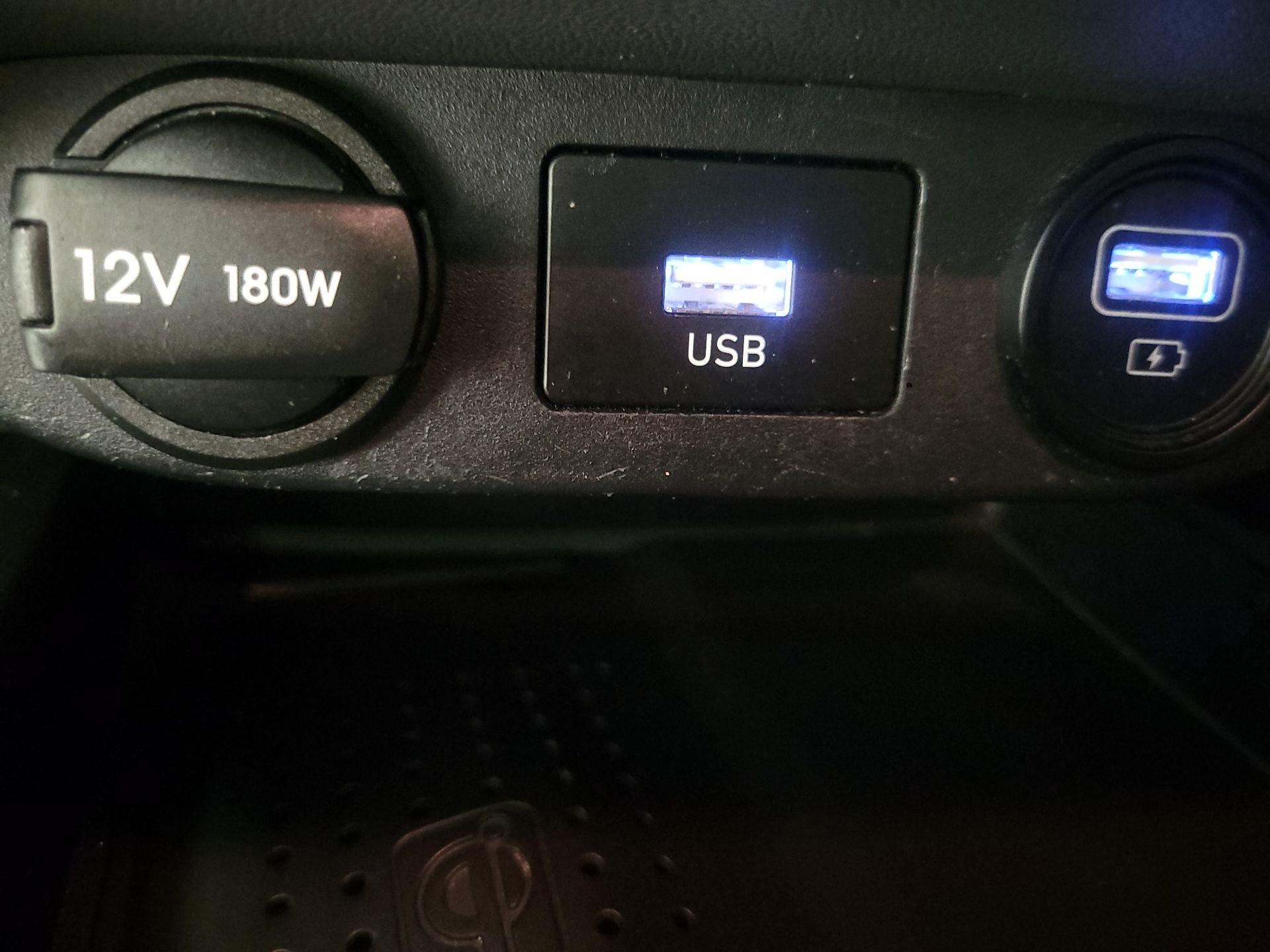 Thumbnail: 2023 Hyundai Elantra - 17