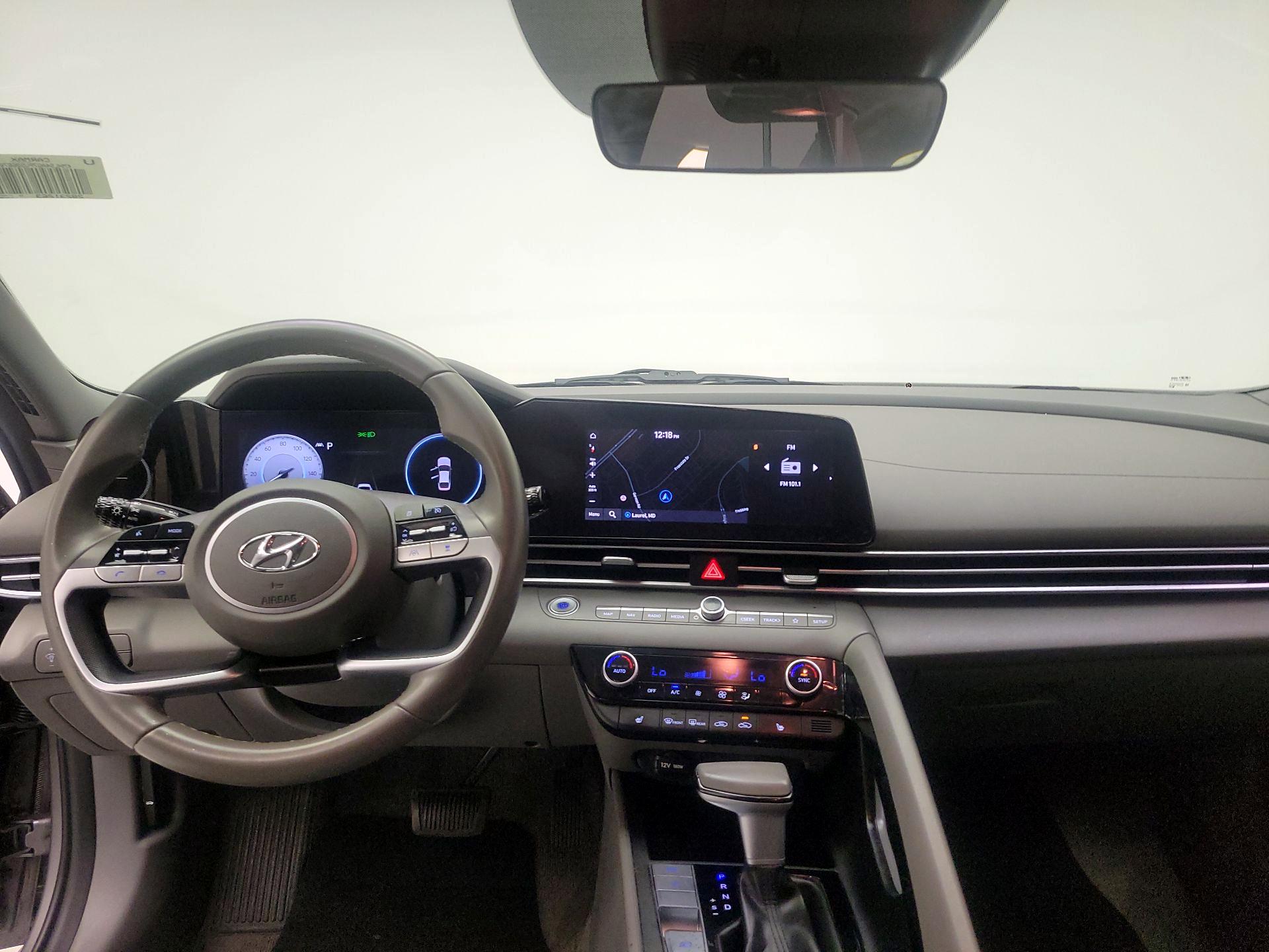 Thumbnail: 2023 Hyundai Elantra - 8