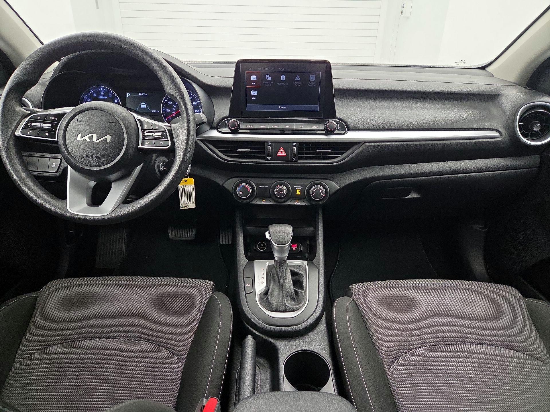 Thumbnail: 2024 Kia Forte - 9