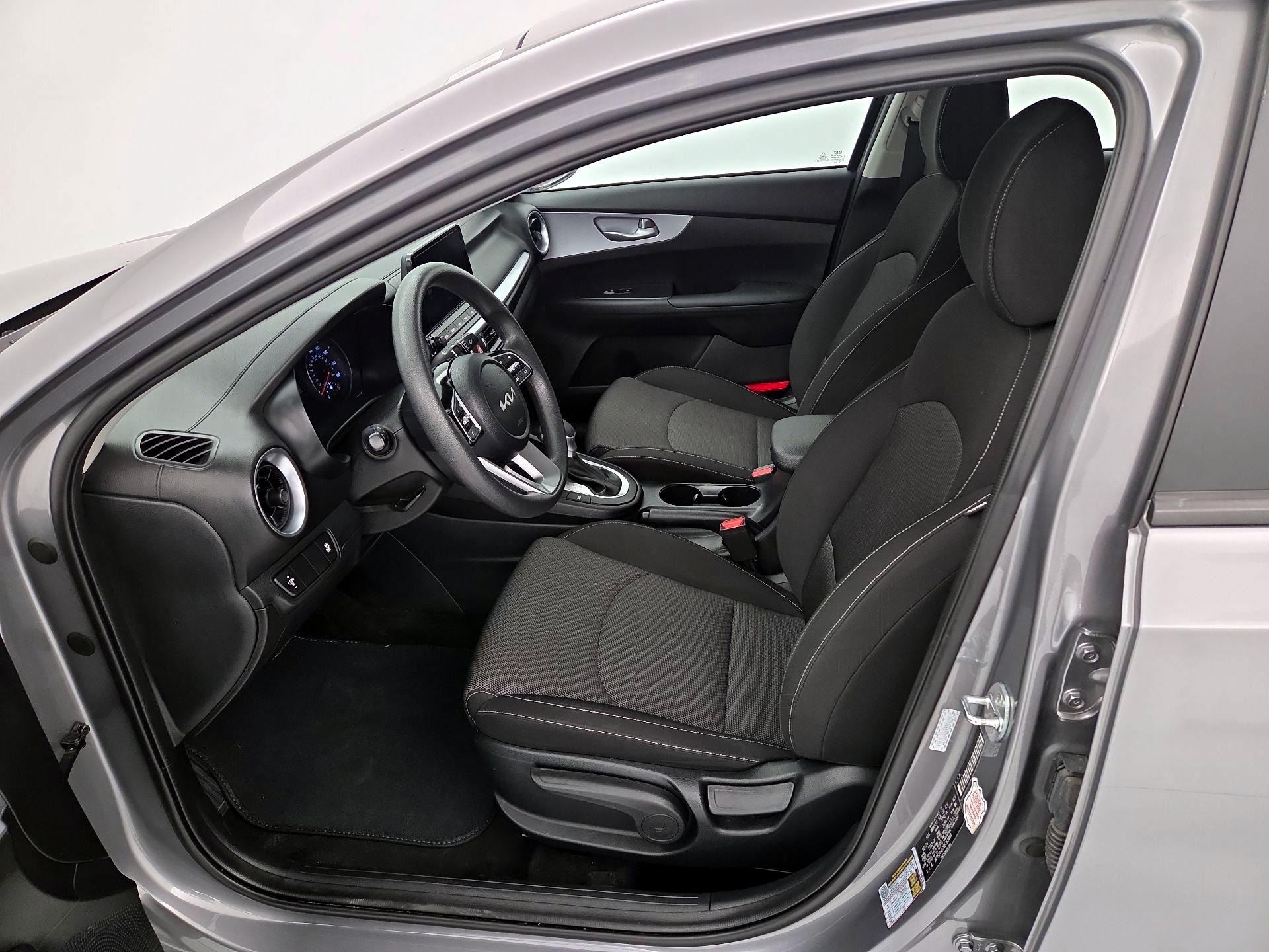 Thumbnail: 2024 Kia Forte - 11