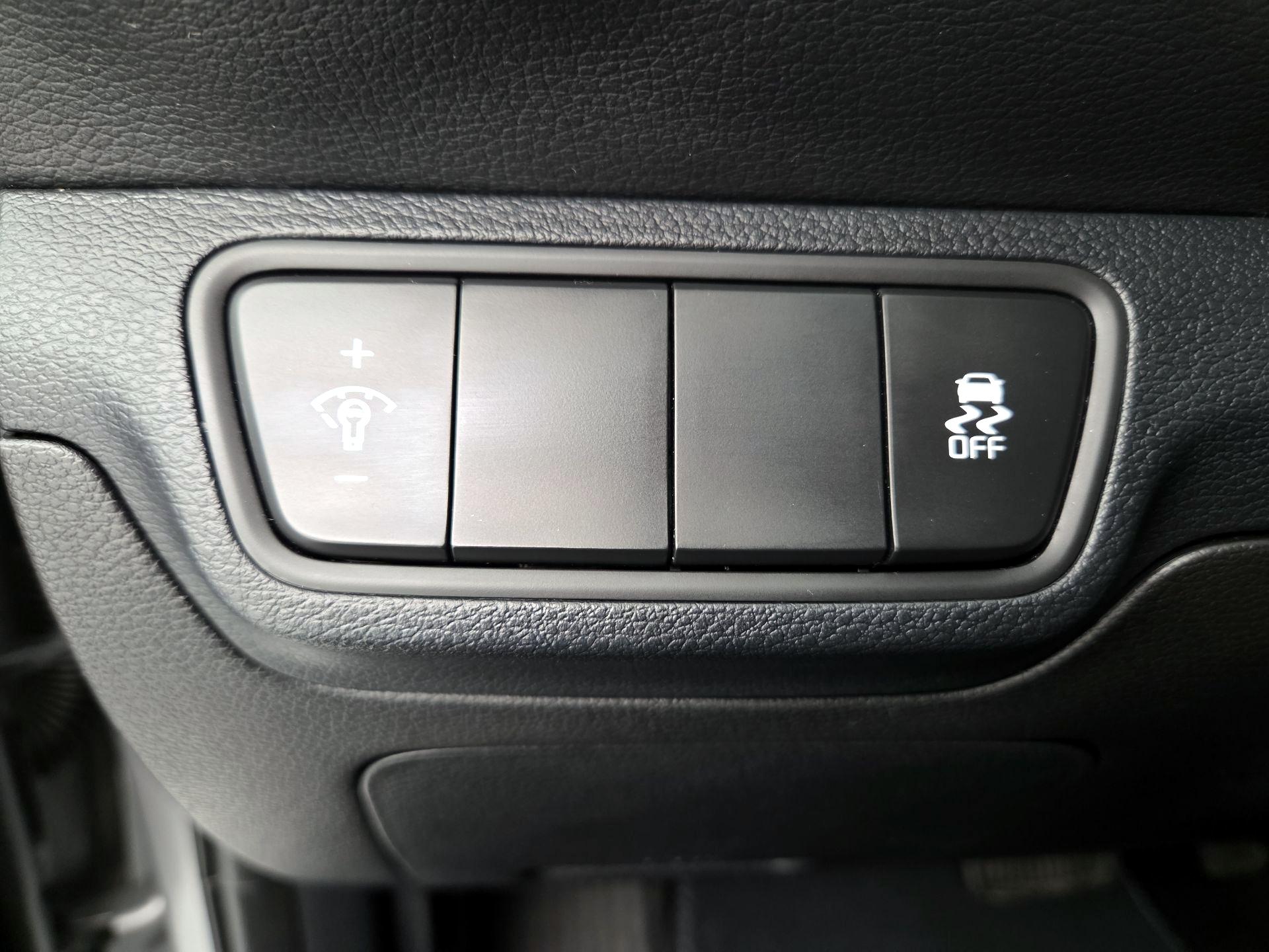 Thumbnail: 2024 Kia Forte - 13