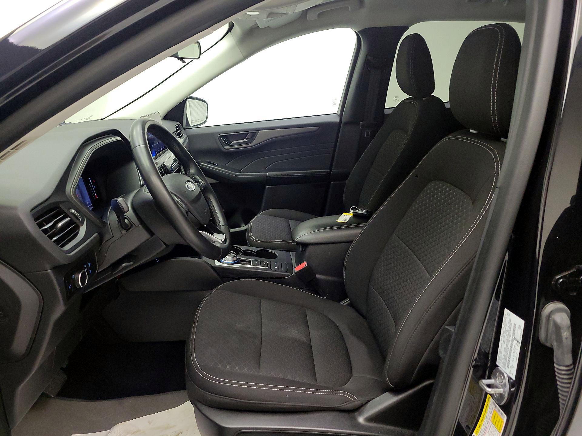 Thumbnail: 2023 Ford Escape - 9