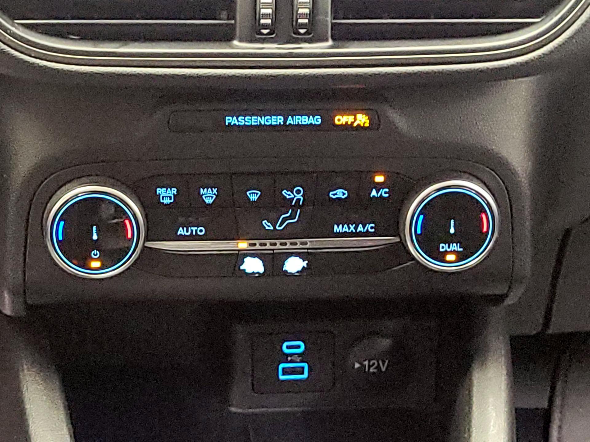 Thumbnail: 2023 Ford Escape - 14