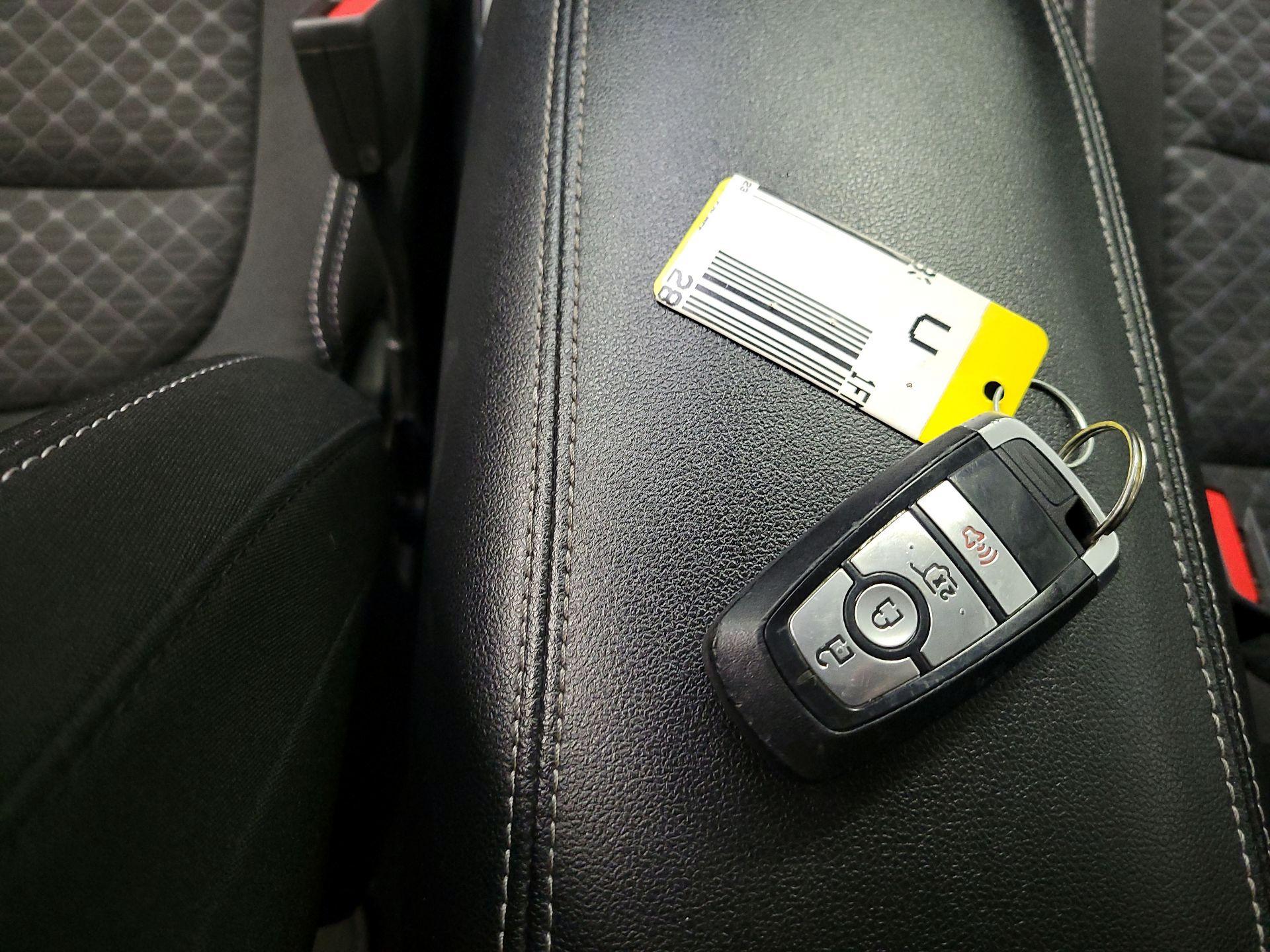 Thumbnail: 2023 Ford Escape - 20