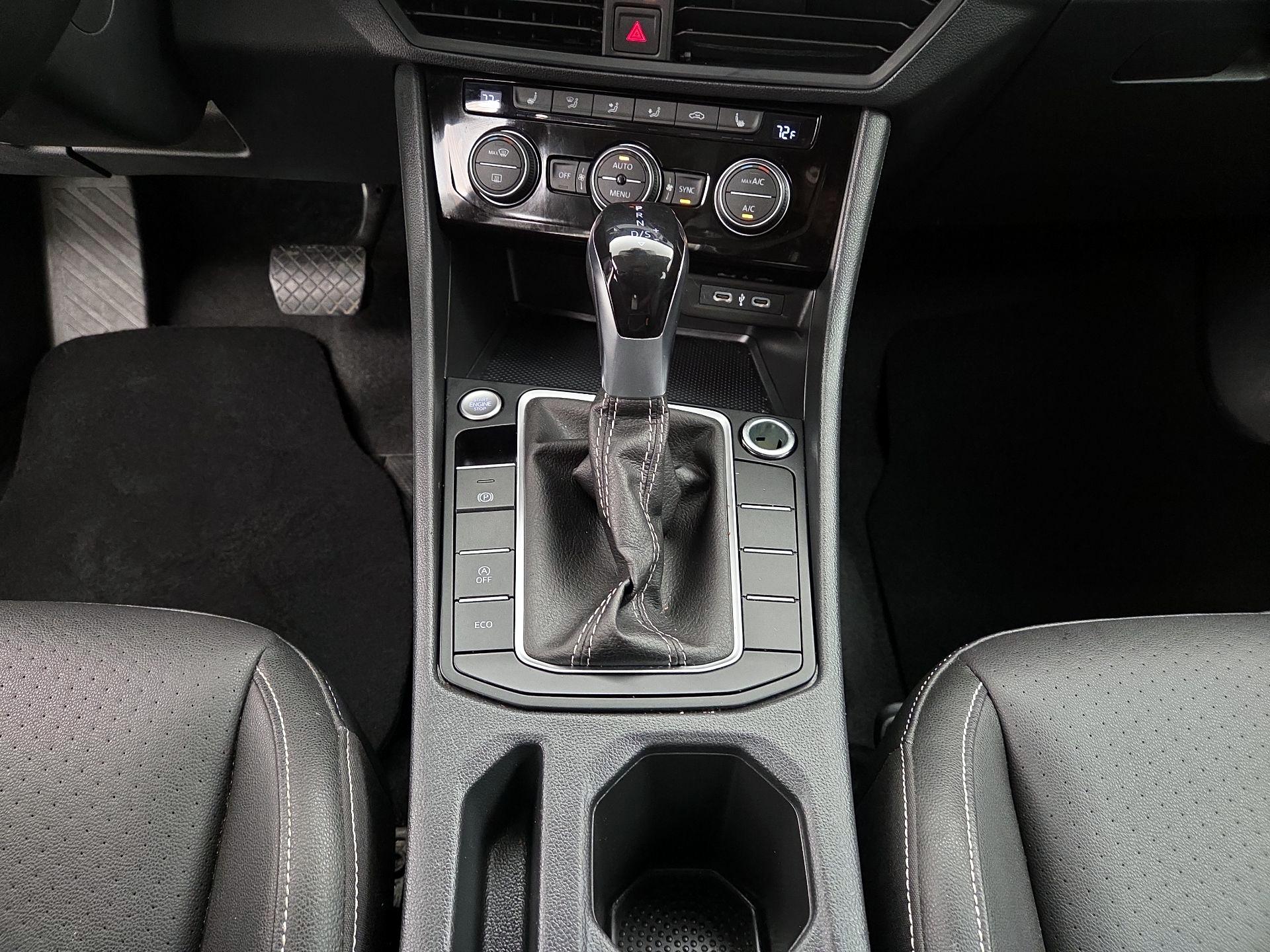 Thumbnail: 2024 Volkswagen Jetta - 17