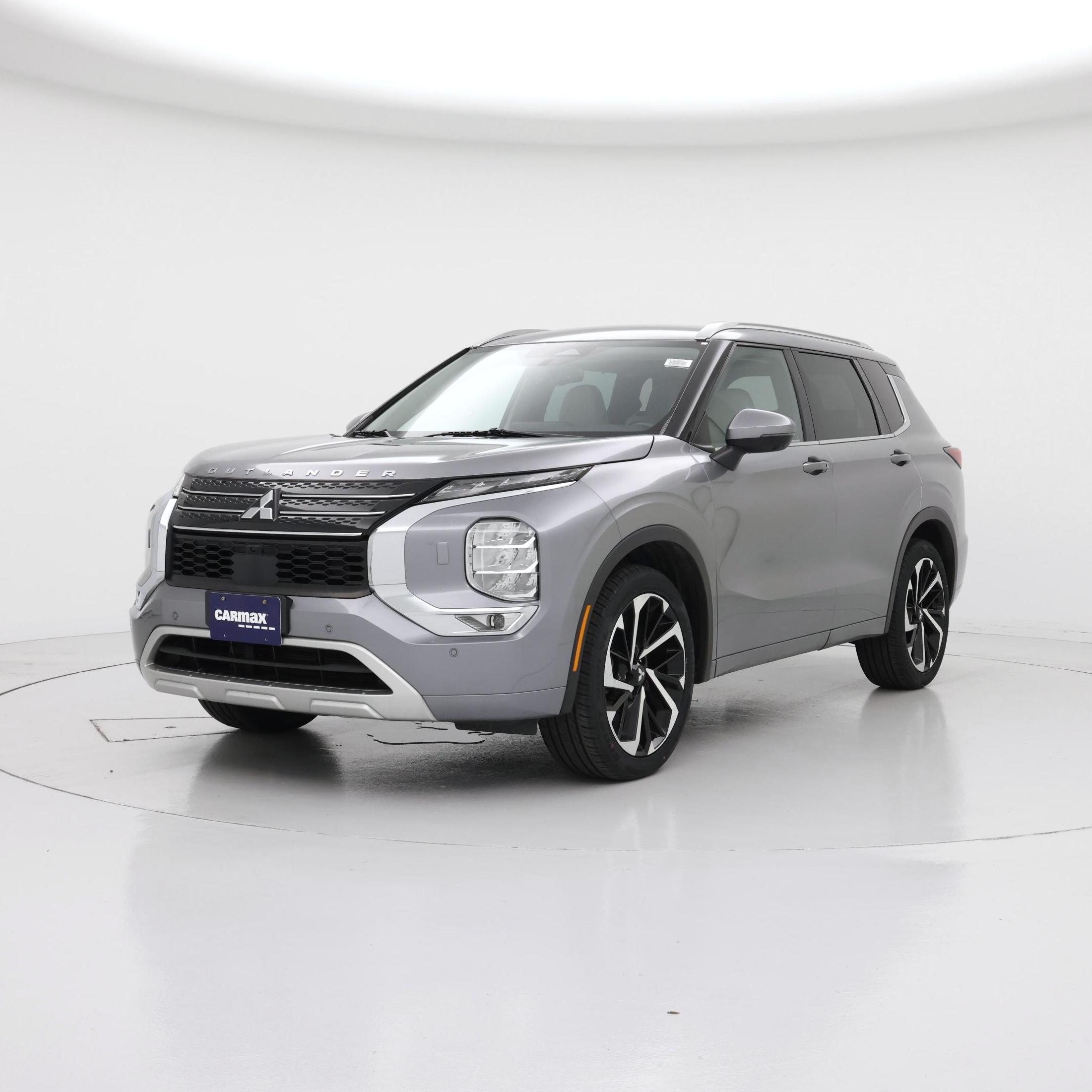 Thumbnail: 2023 Mitsubishi Outlander - 4