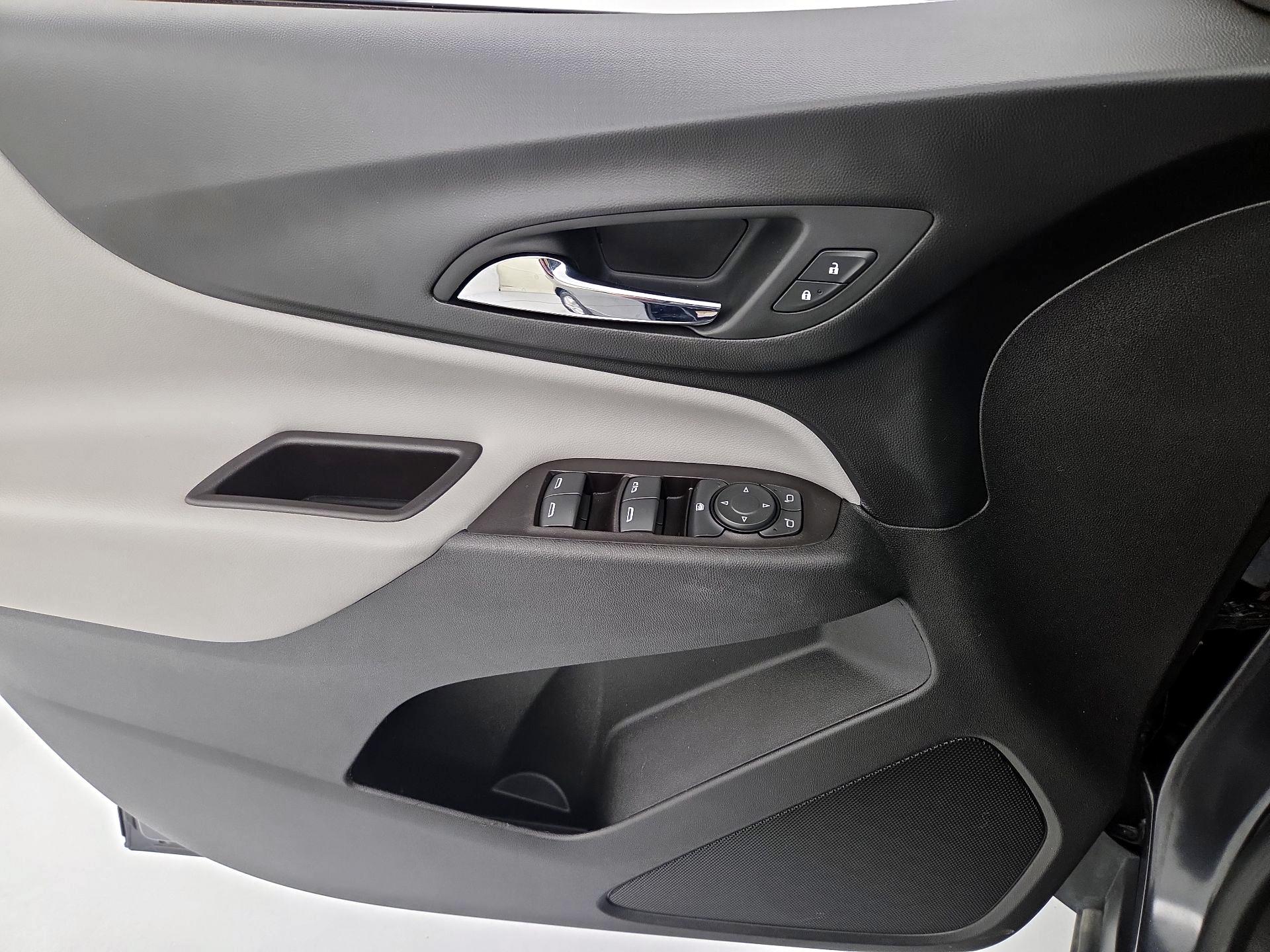 Thumbnail: 2022 Chevrolet Equinox - 12