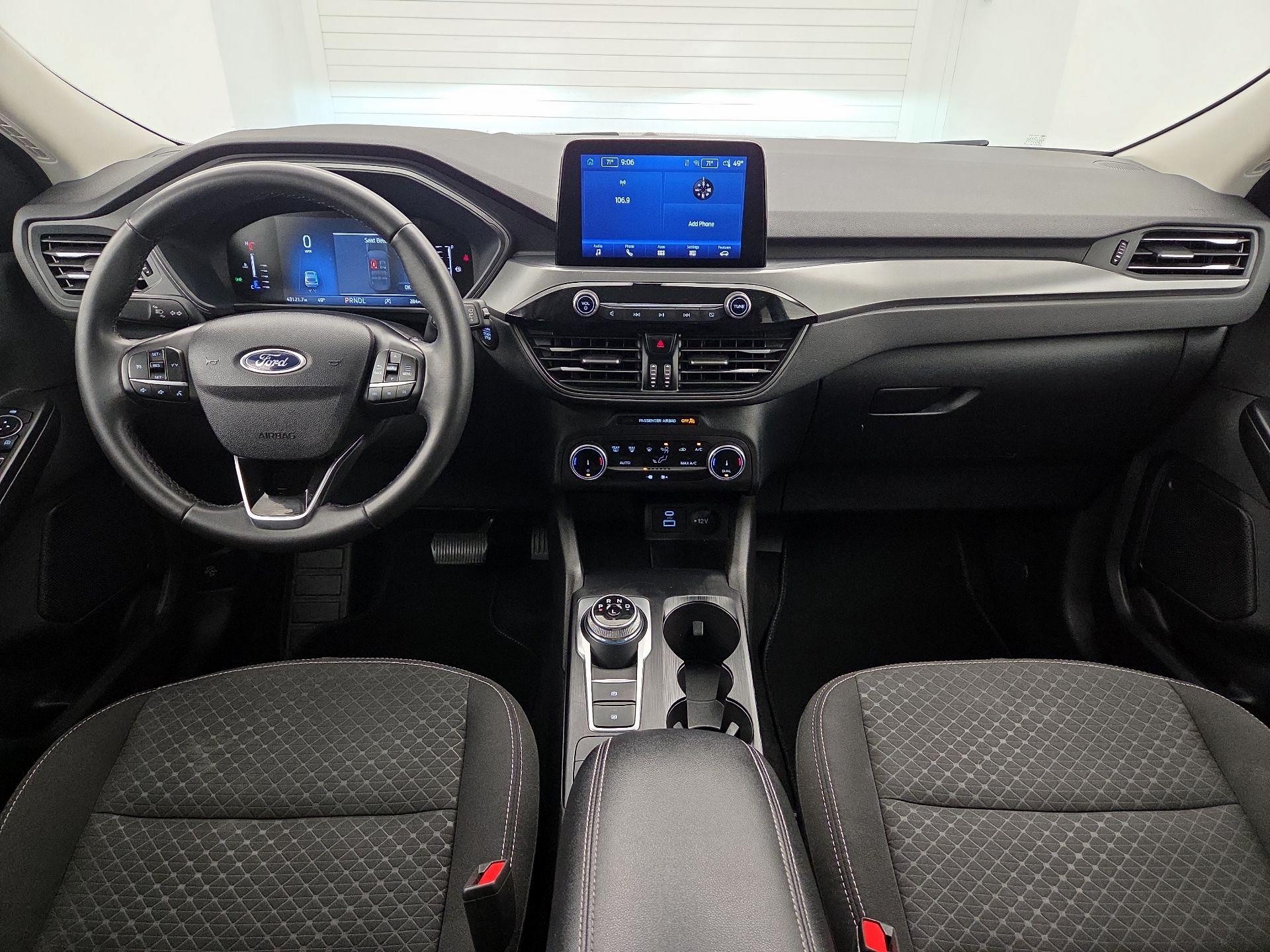 Thumbnail: 2023 Ford Escape - 9