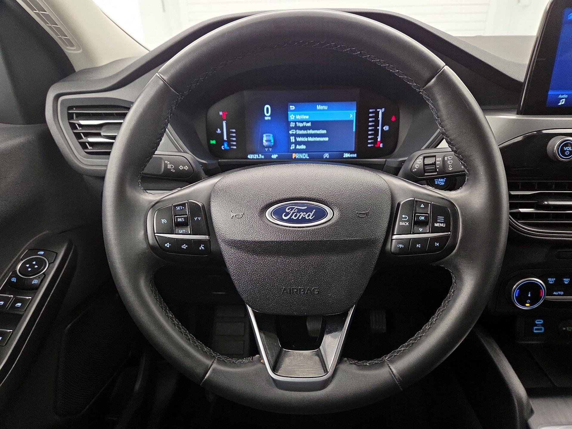 Thumbnail: 2023 Ford Escape - 10