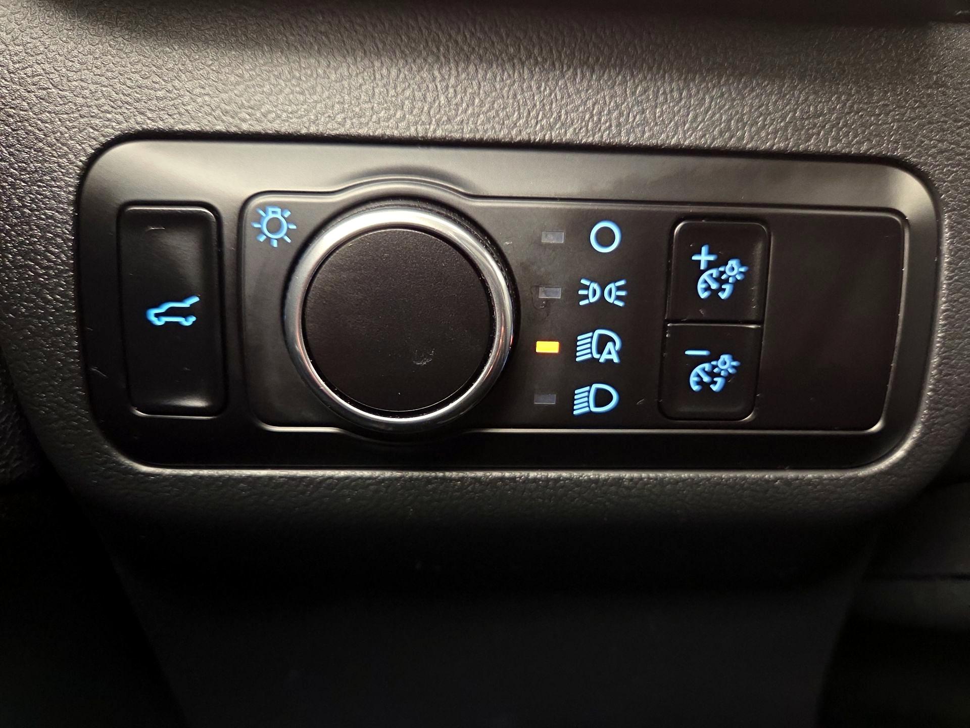 Thumbnail: 2023 Ford Escape - 13