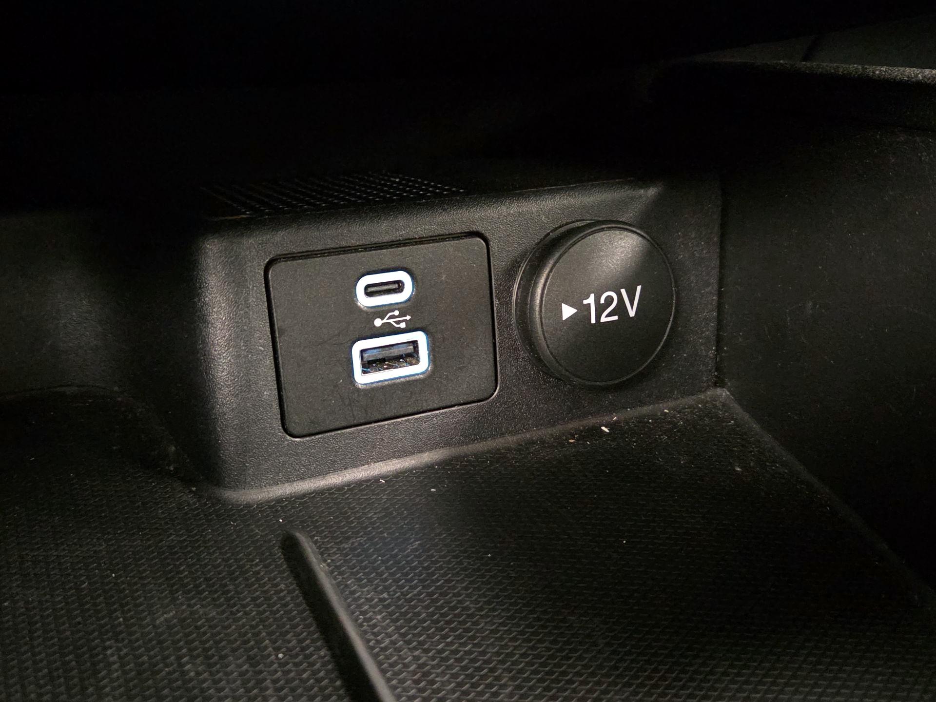 Thumbnail: 2023 Ford Escape - 18