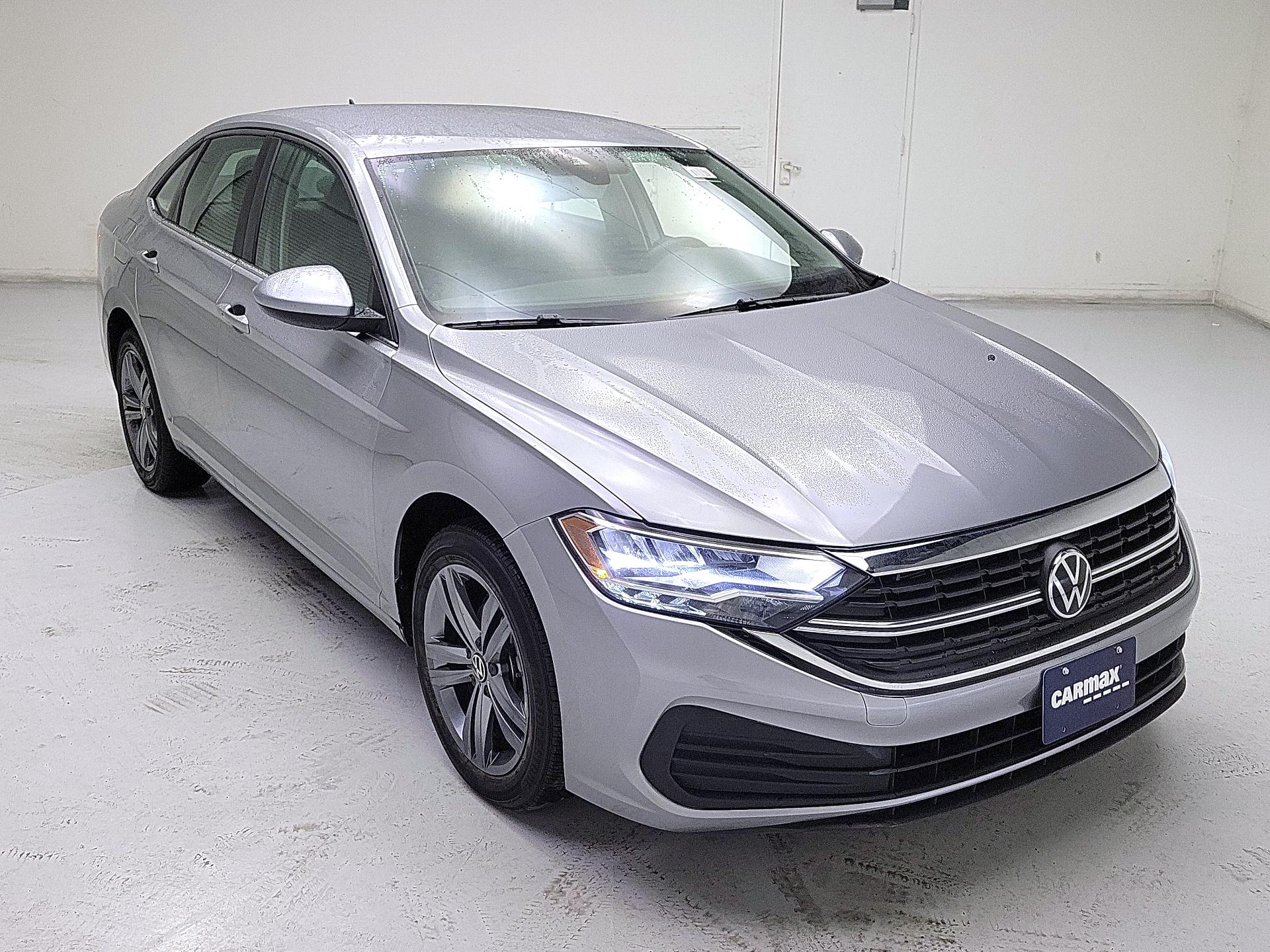 Thumbnail: 2024 Volkswagen Jetta - 1