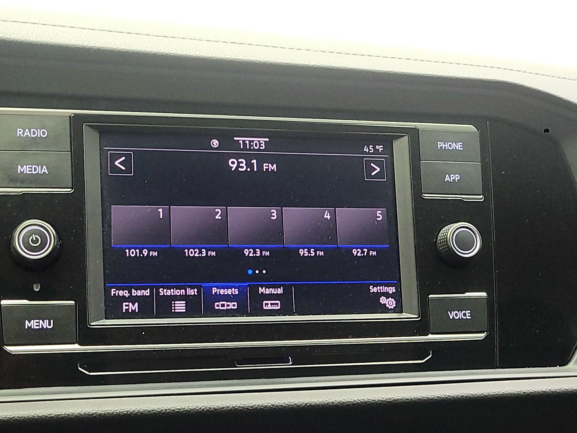 Thumbnail: 2024 Volkswagen Jetta - 13