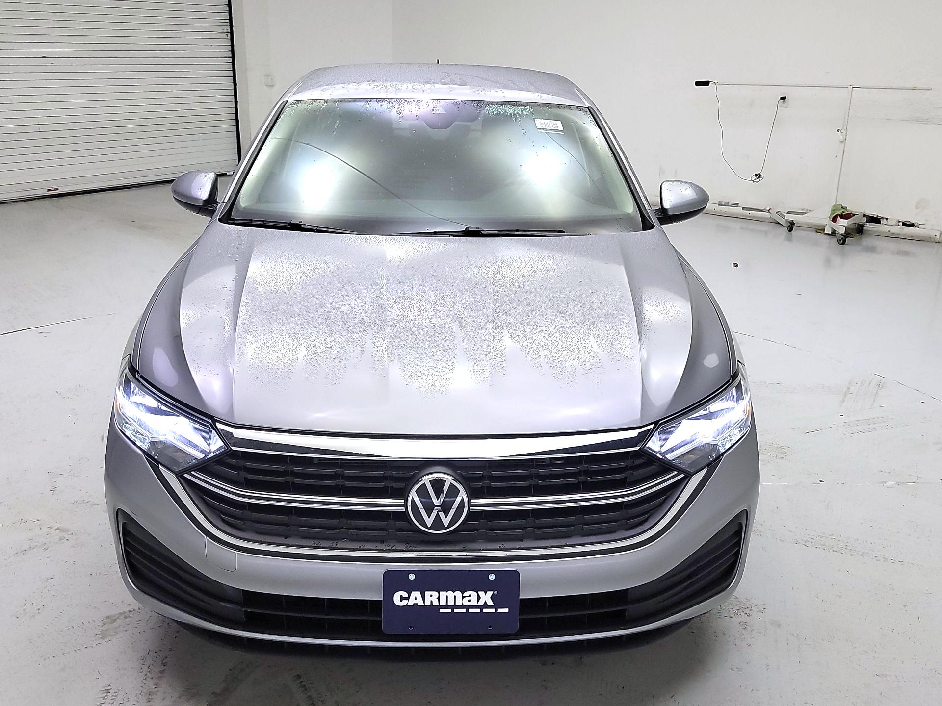 Thumbnail: 2024 Volkswagen Jetta - 2