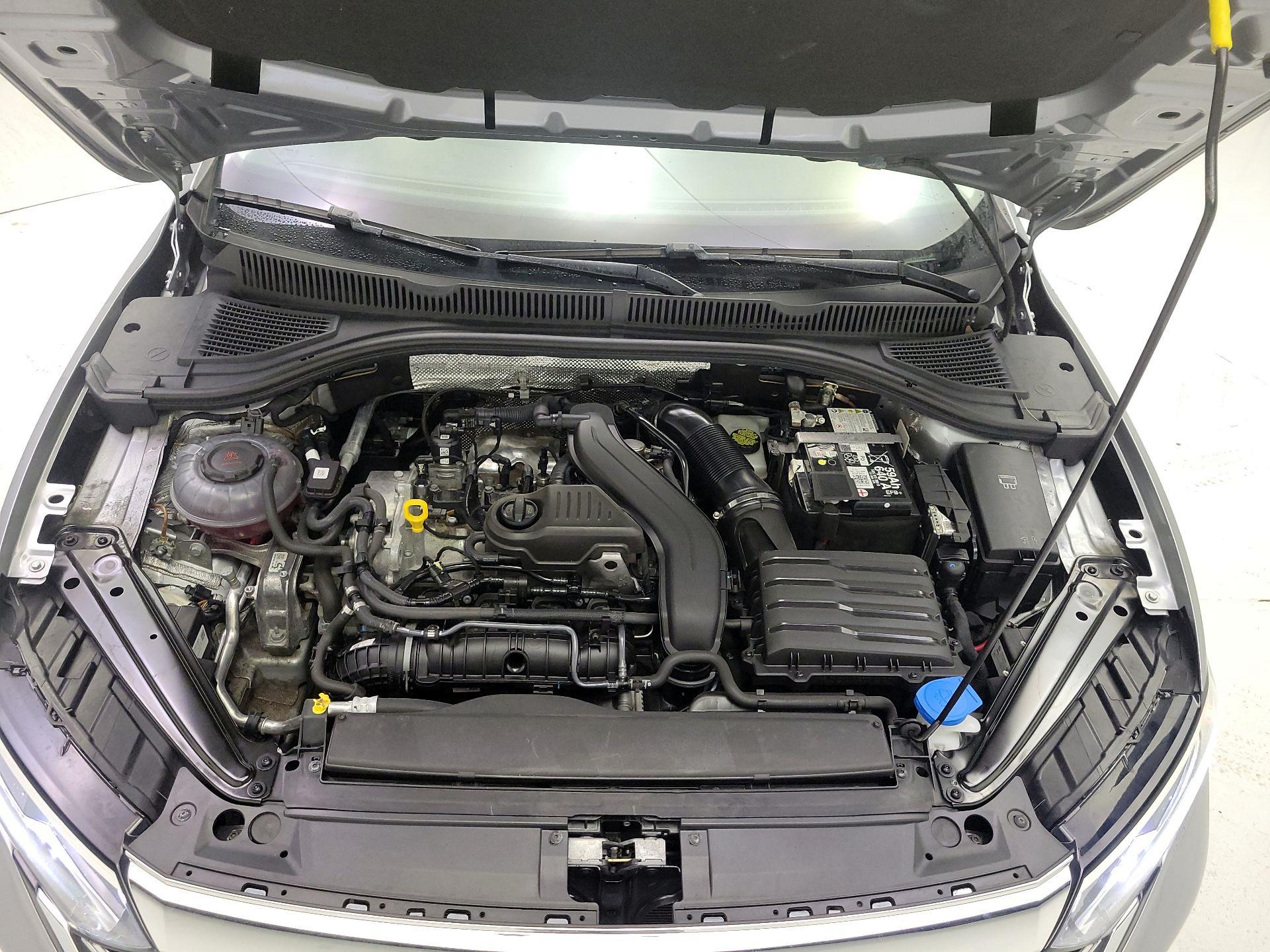 Thumbnail: 2024 Volkswagen Jetta - 19