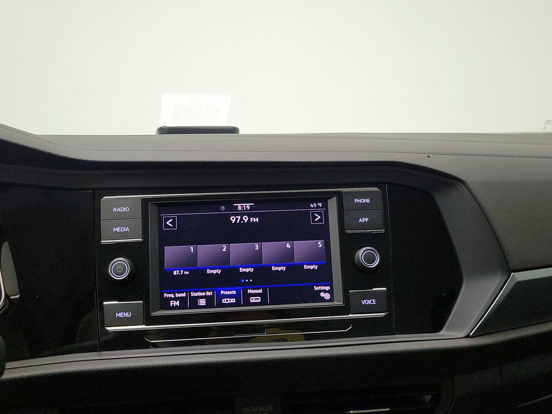 Thumbnail: 2024 Volkswagen Jetta - 13