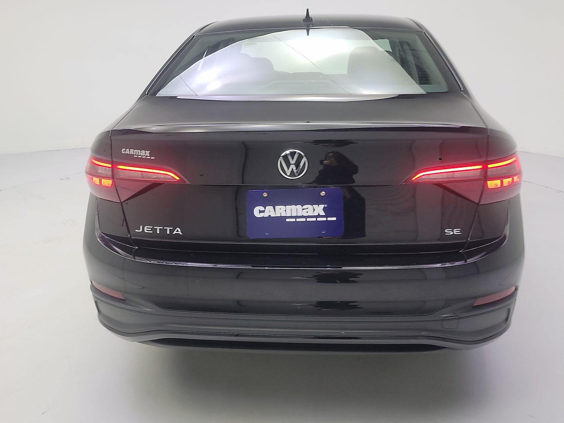 Thumbnail: 2024 Volkswagen Jetta - 6