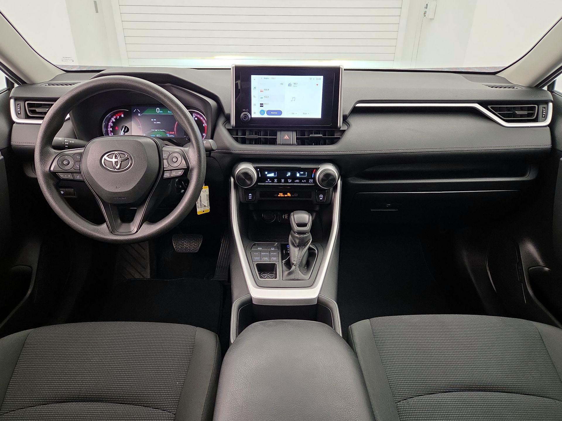 Thumbnail: 2024 Toyota RAV4 - 9