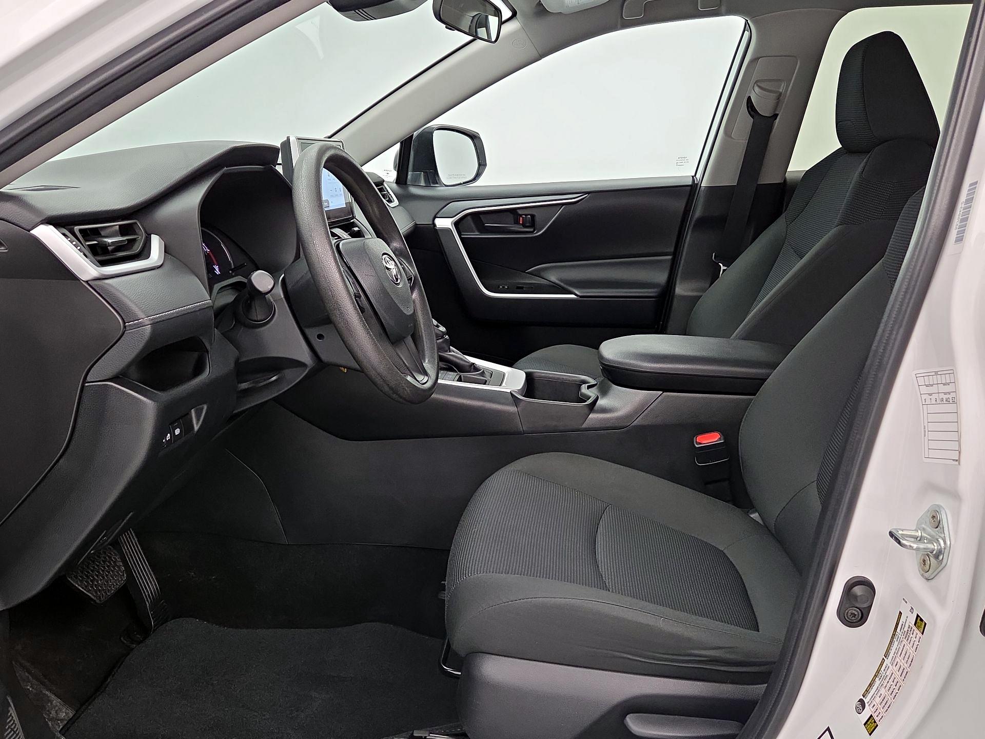 Thumbnail: 2024 Toyota RAV4 - 11