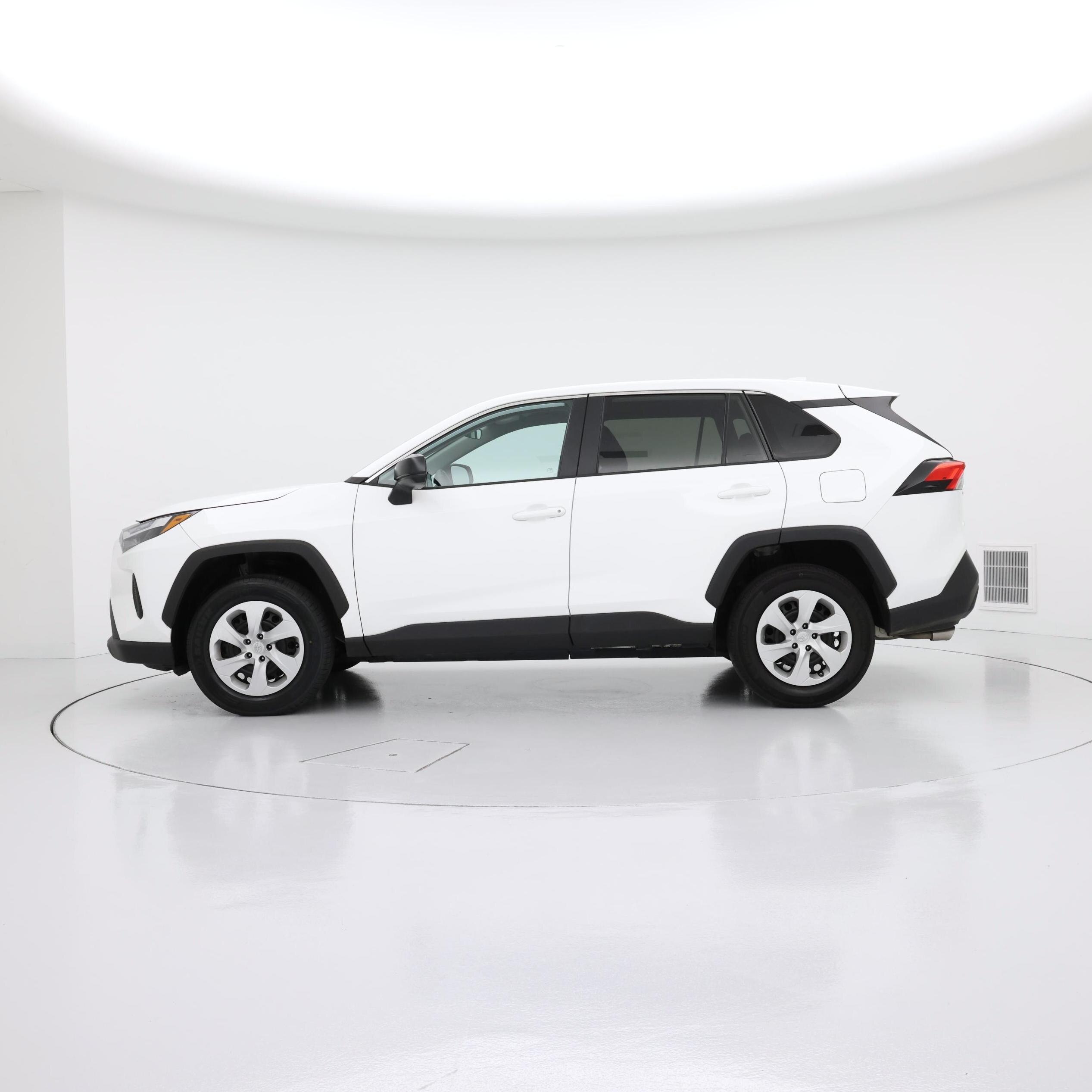 Thumbnail: 2024 Toyota RAV4 - 3