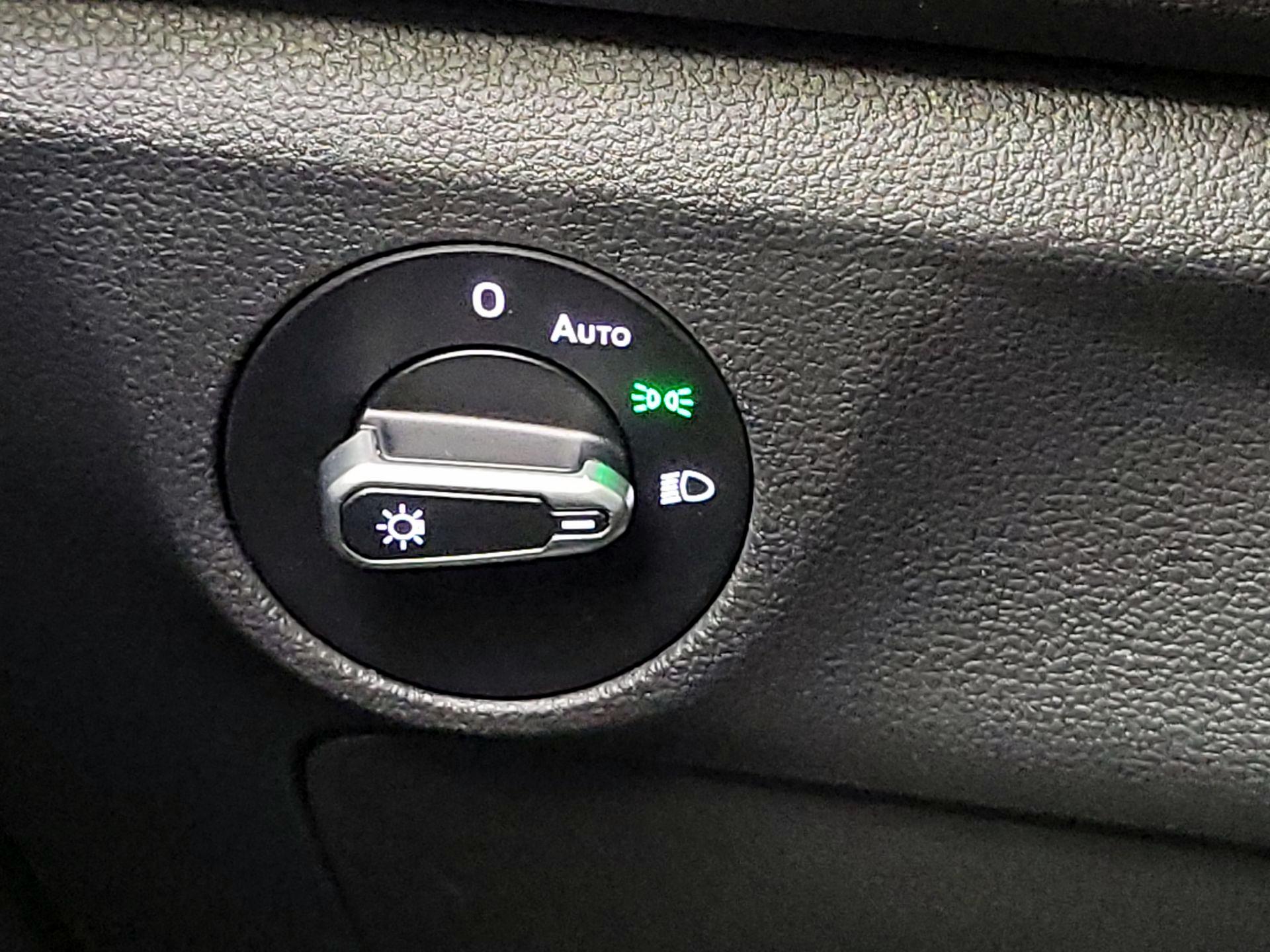 Thumbnail: 2024 Volkswagen Jetta - 11