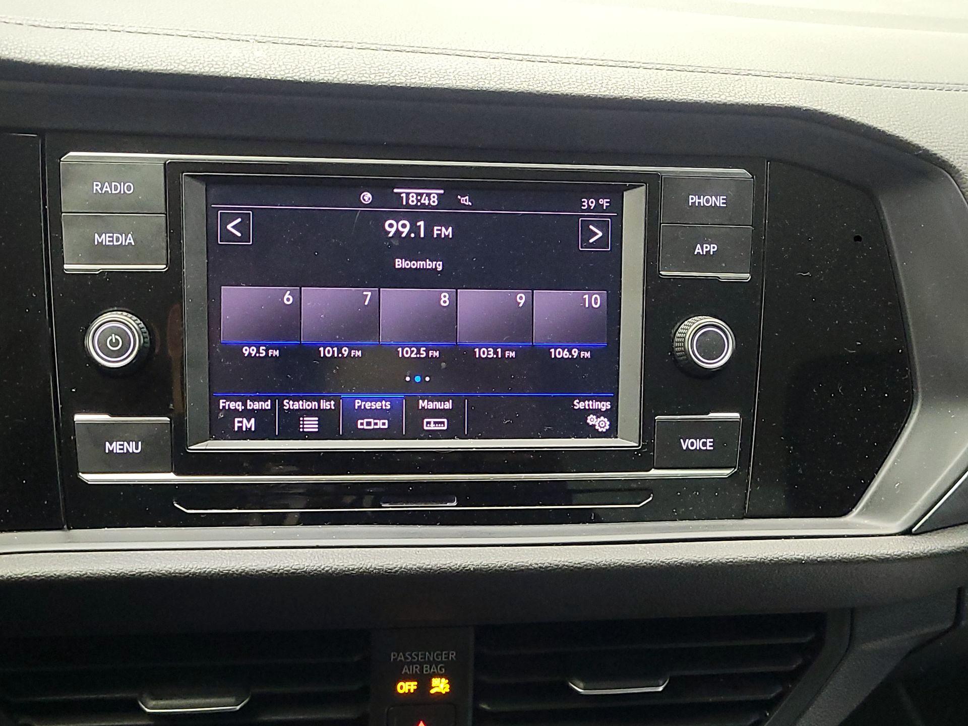 Thumbnail: 2024 Volkswagen Jetta - 13