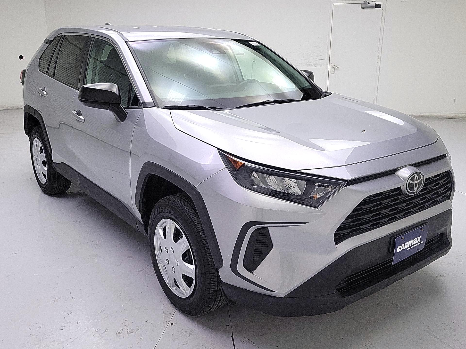 Thumbnail: 2022 Toyota RAV4 - 1